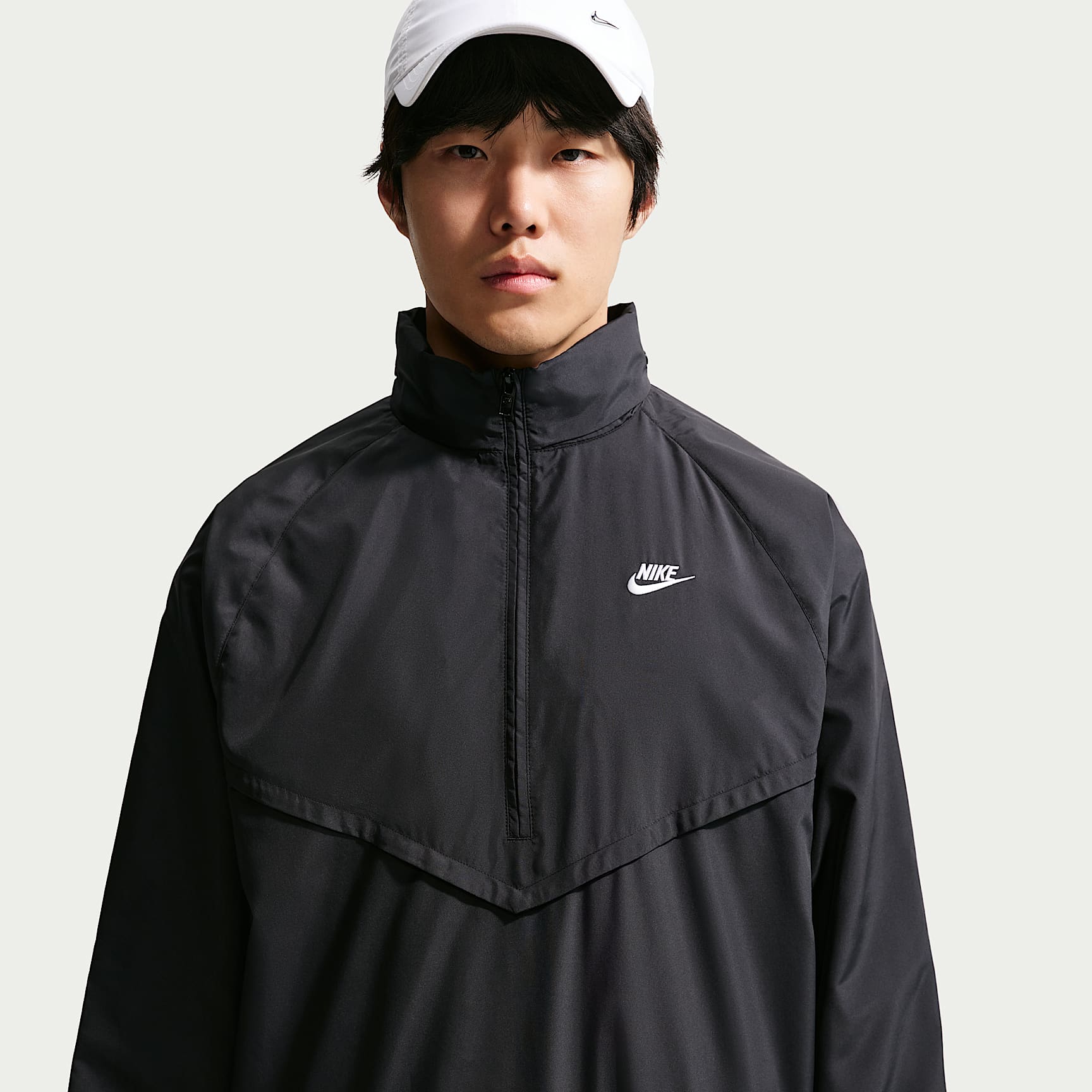 Nike Windrunner Men's Lightweight Half-Zip Jacket