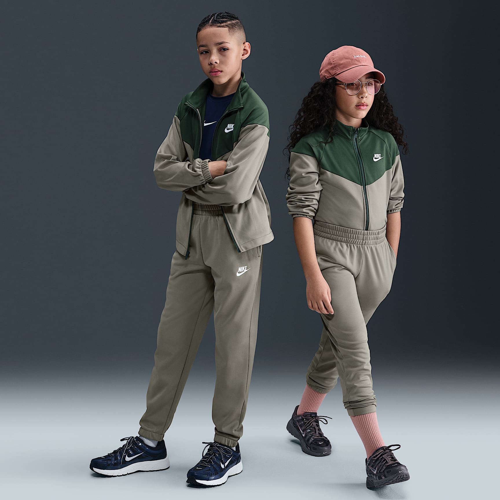 Conjunto deportivo Dri-FIT para niños talla grande Nike Sportswear