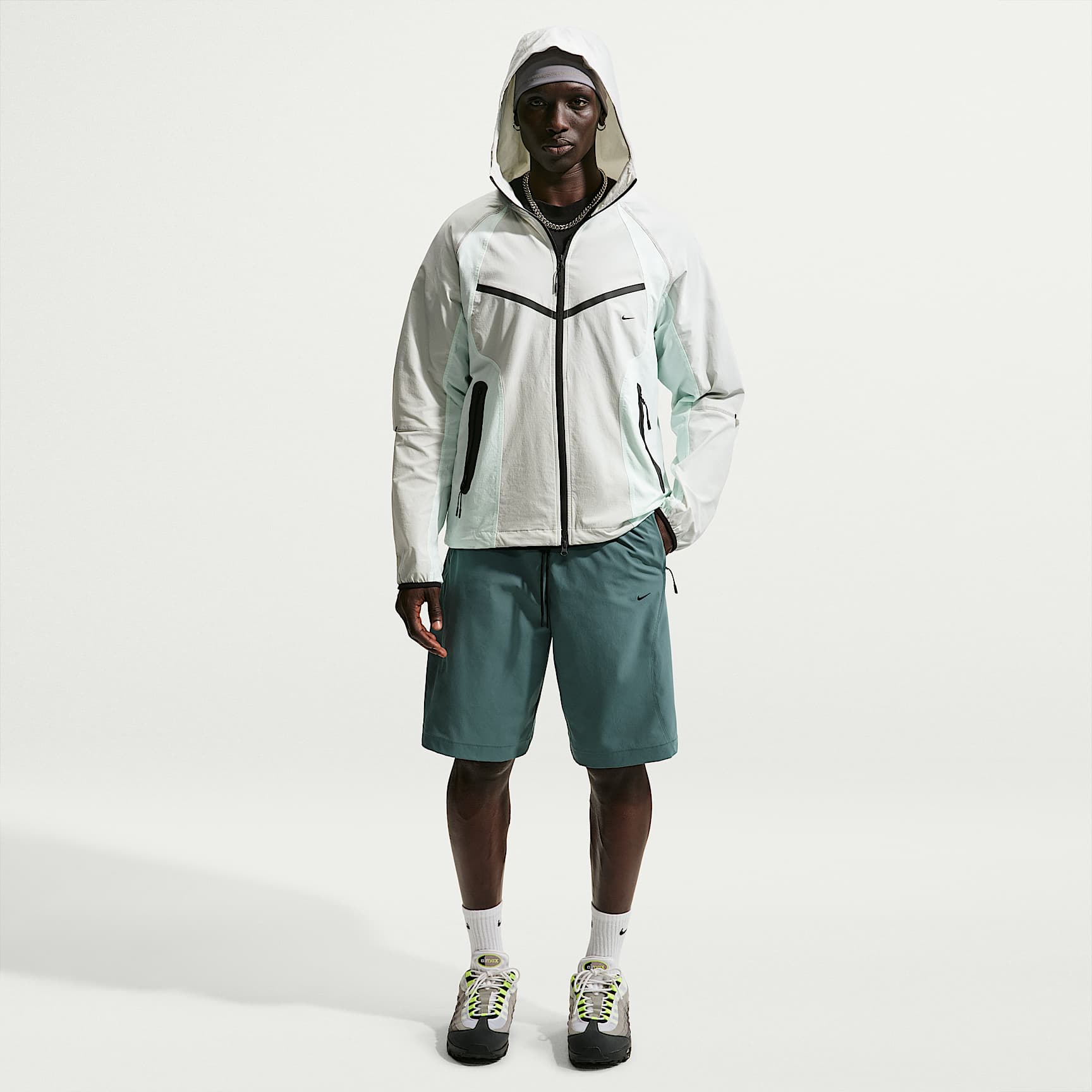 Nike Tech Helios Men's Dri-FIT Shorts