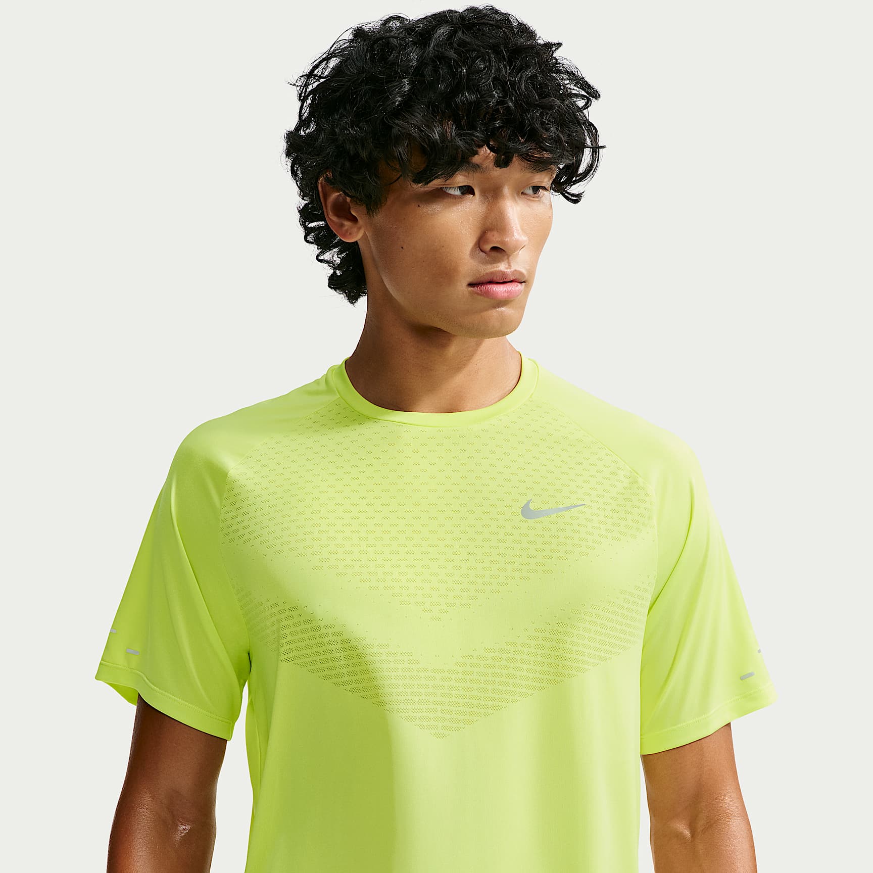 Nike Stride Men's Dri-FIT ADV Short-Sleeve Running Top