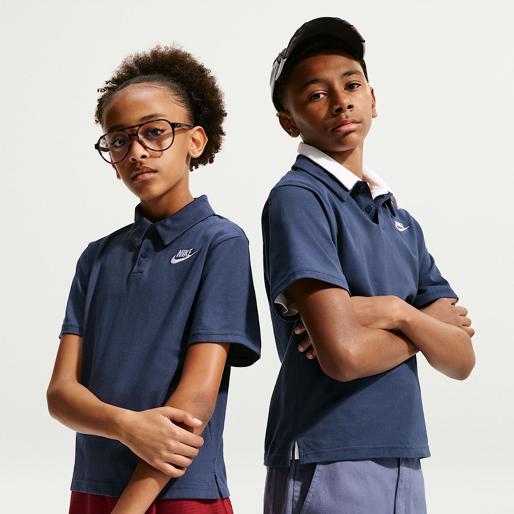 Nike Sportswear Club Kurzarm-Poloshirt aus Strickmaterial (ältere Kinder)