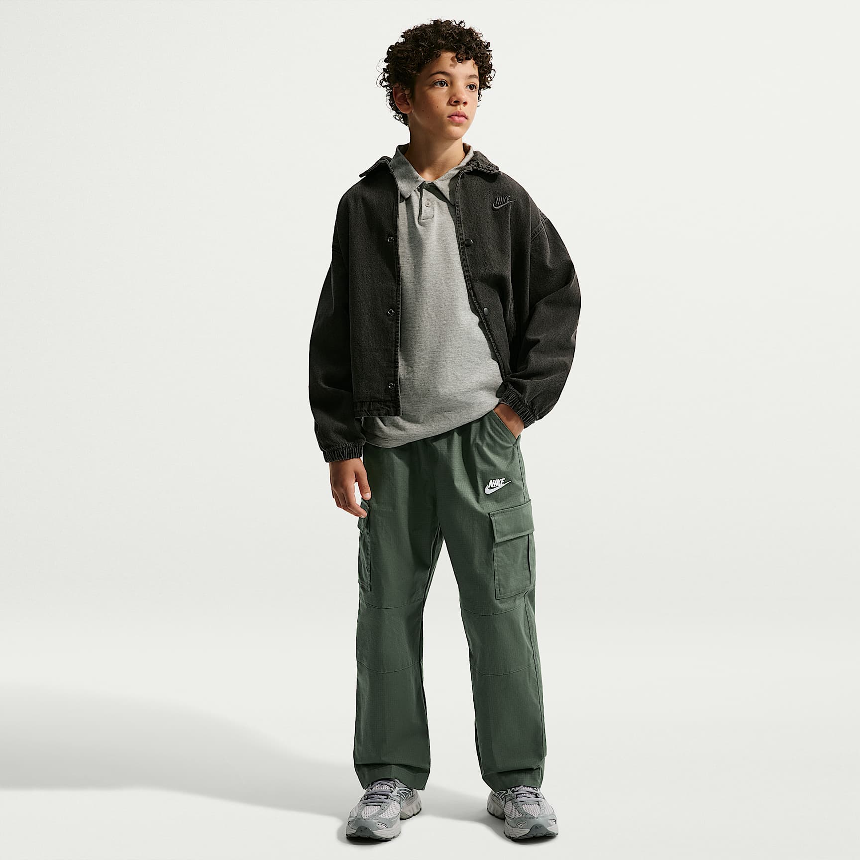 Nike Sportswear Club Big Kids' Woven Cargo Pants