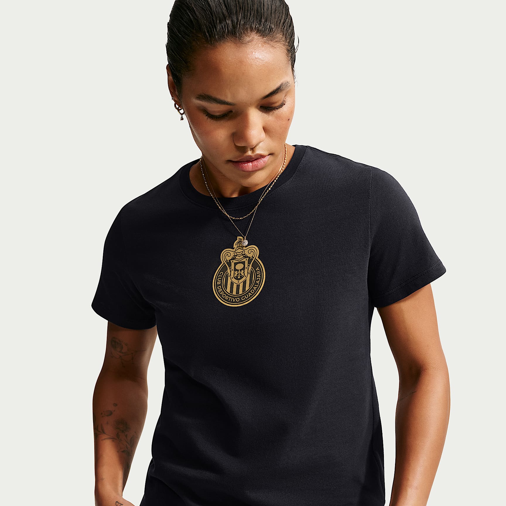 Playera de futbol Nike para mujer C.D. Guadalajara