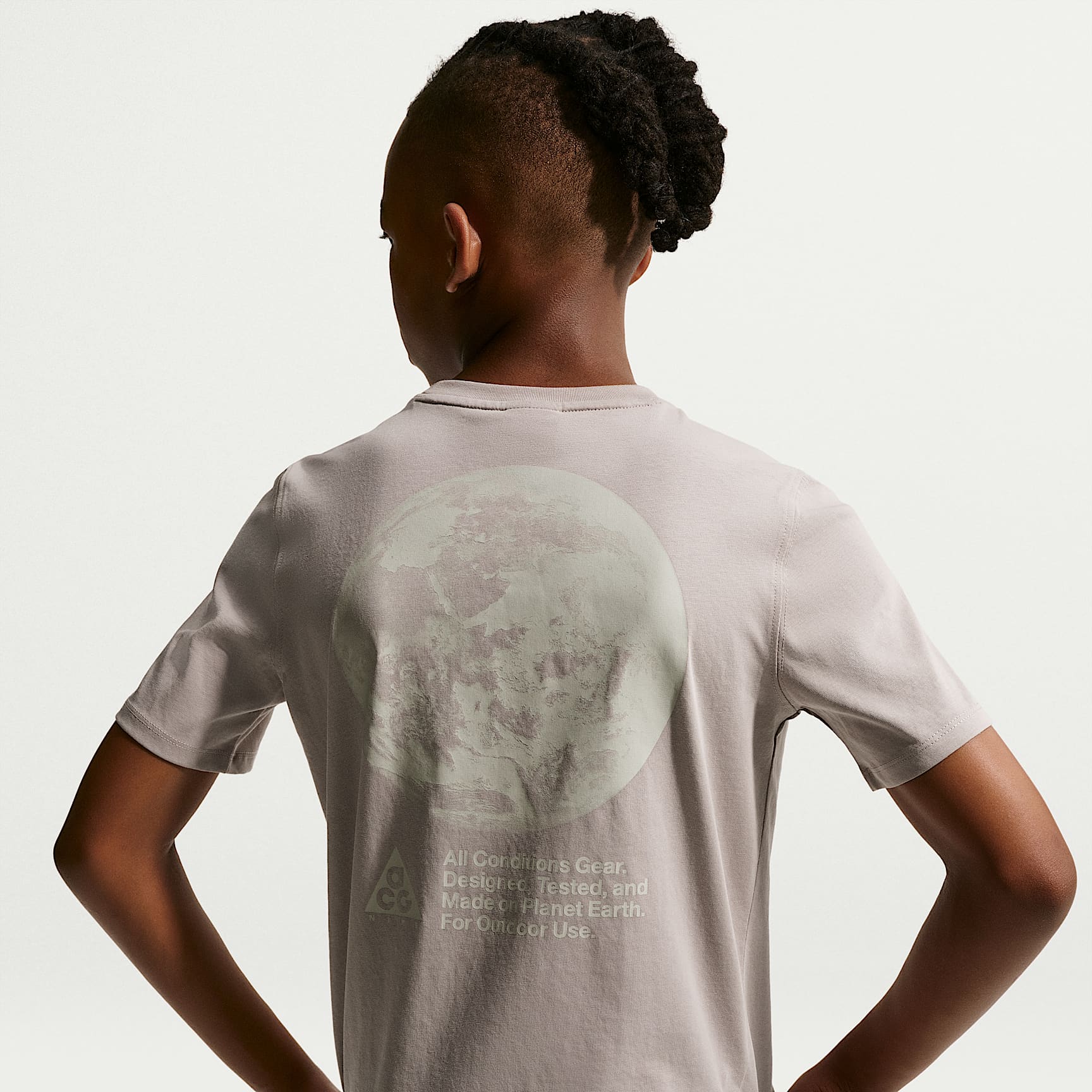 Nike ACG Big Kids' Dri-FIT Planet Earth T-Shirt