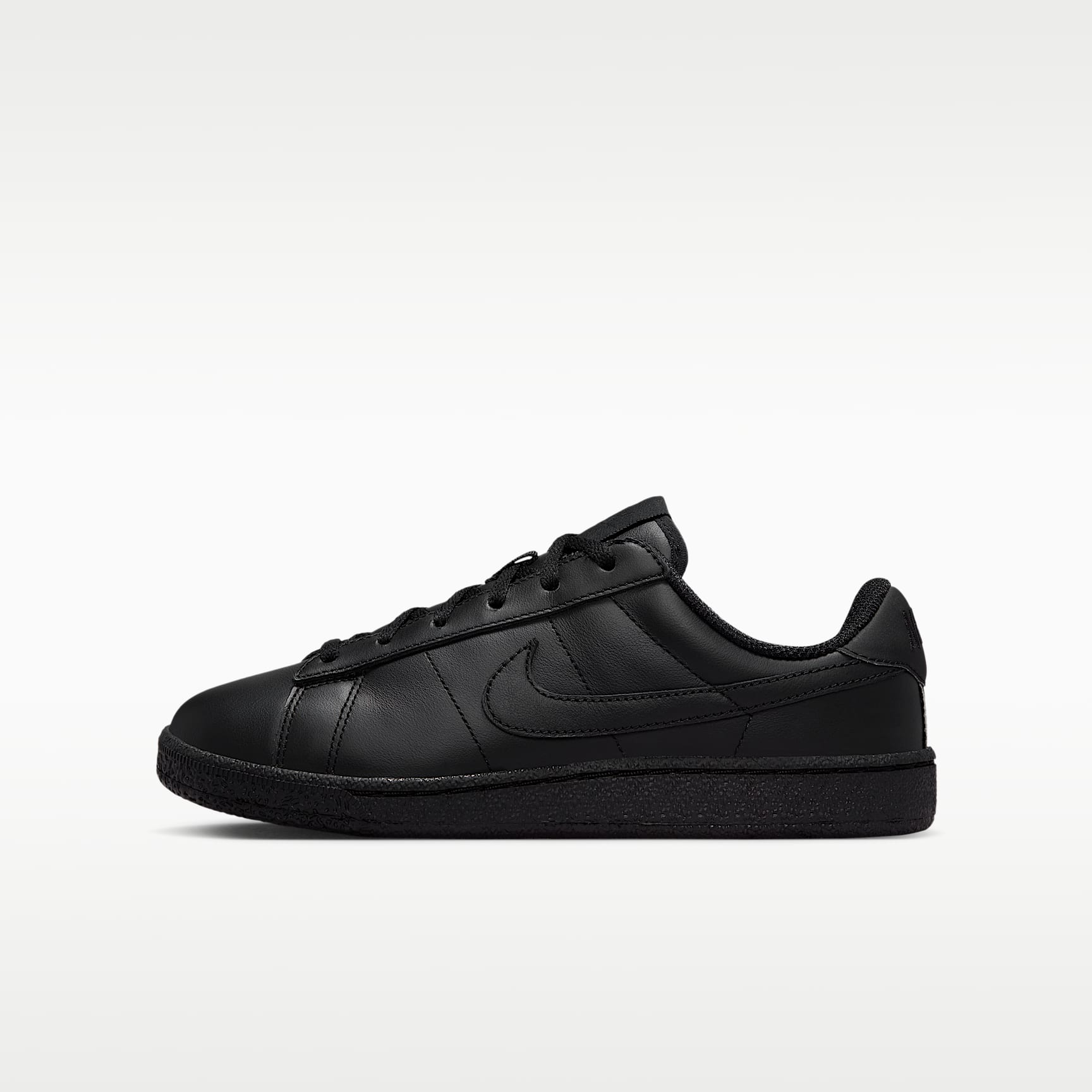 Nike Tennis Classic Older Kids' Shoes