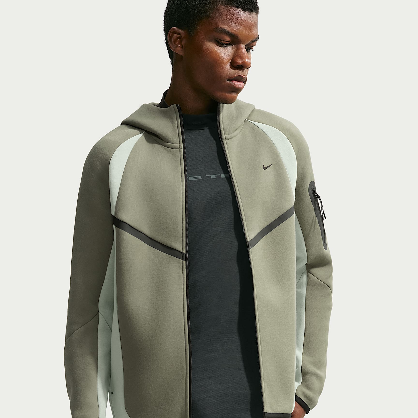 Nike Tech Men's Color-Block Full-Zip Fleece Windrunner Jacket