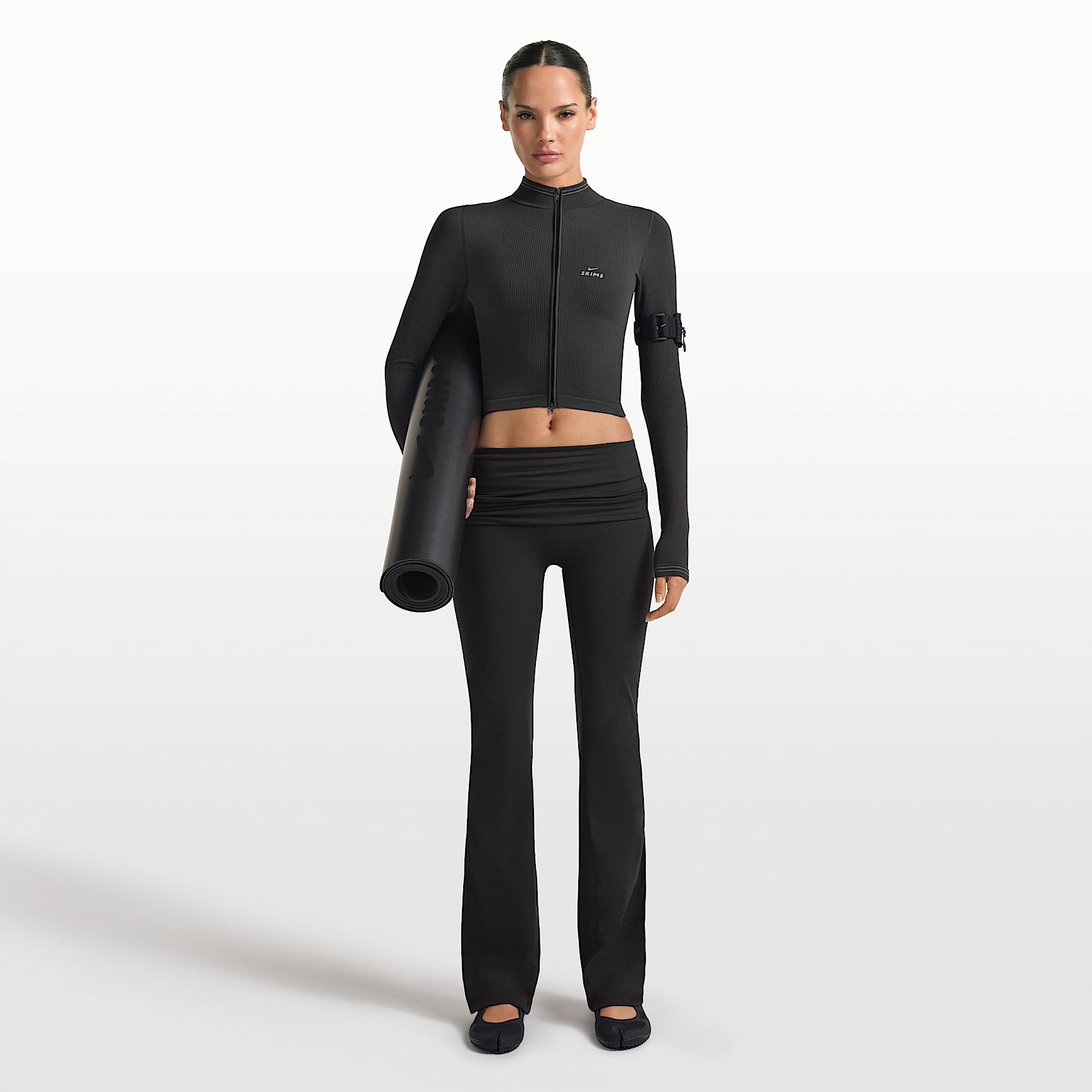 NikeSKIMS Matte Women's Flared Fold-Over Waistband Pants