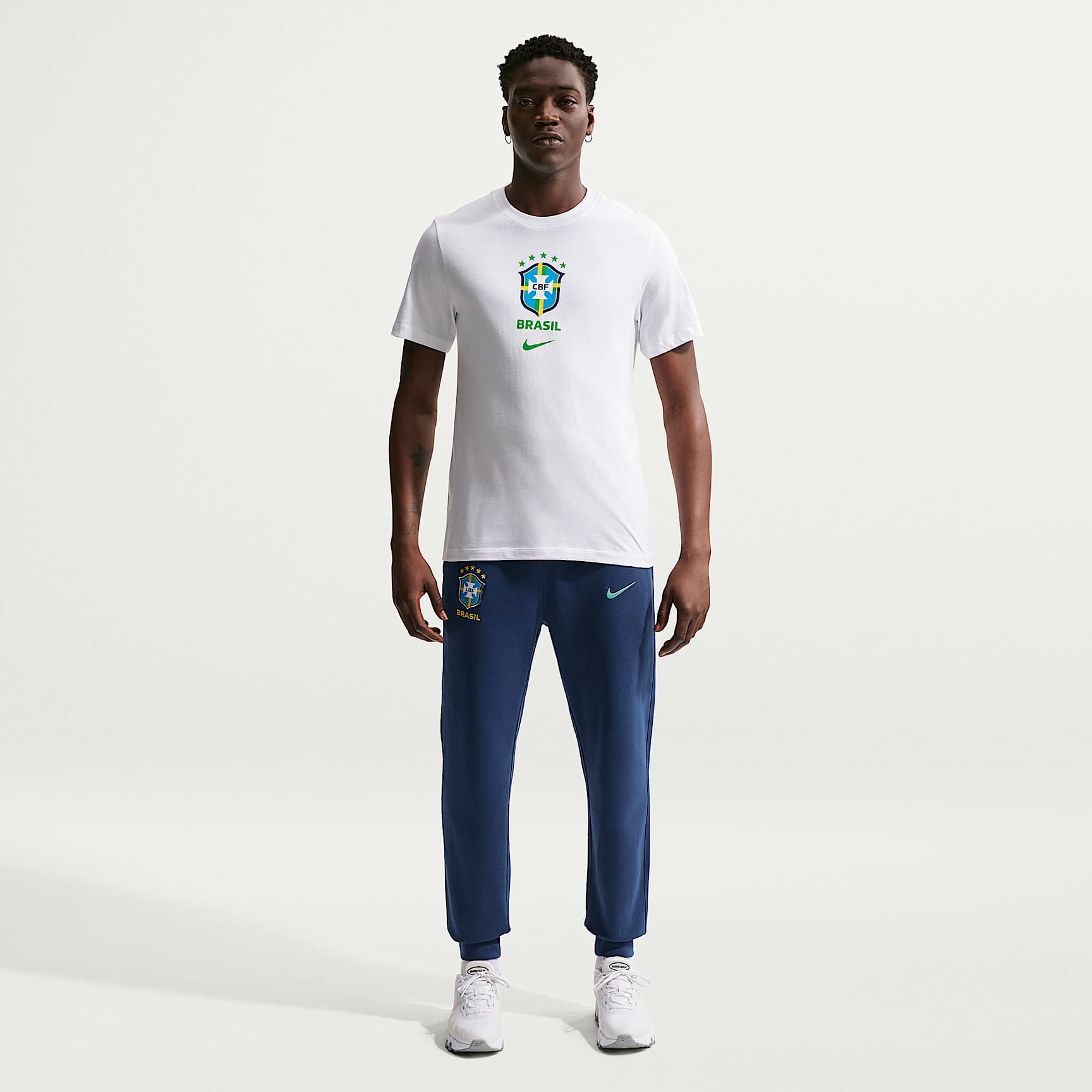 Joggers de fútbol Nike de French Terry para hombre Brazil Club