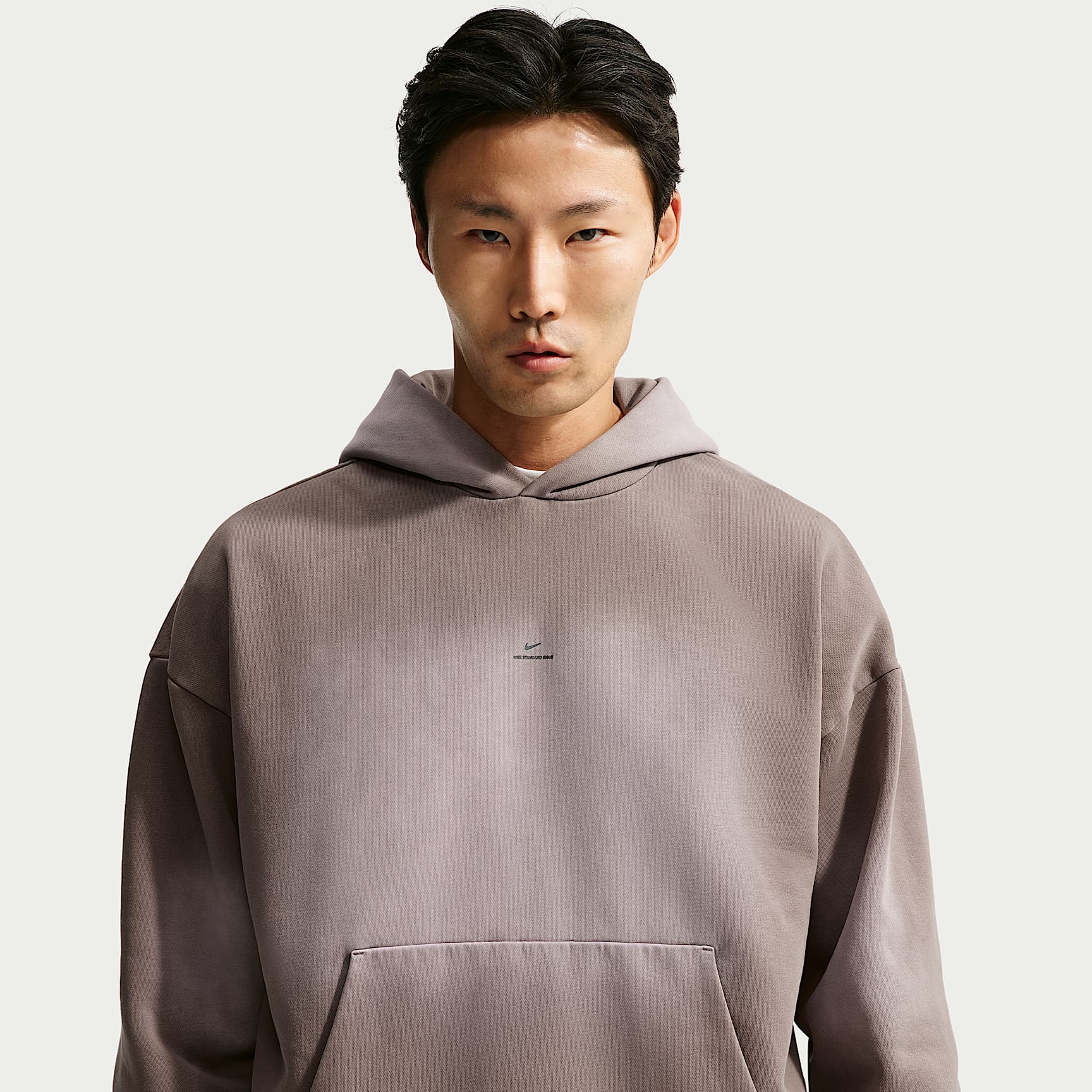 Sudadera con gorro de básquetbol sin cierre cepillada y gruesa para hombre Nike Standard Issue
