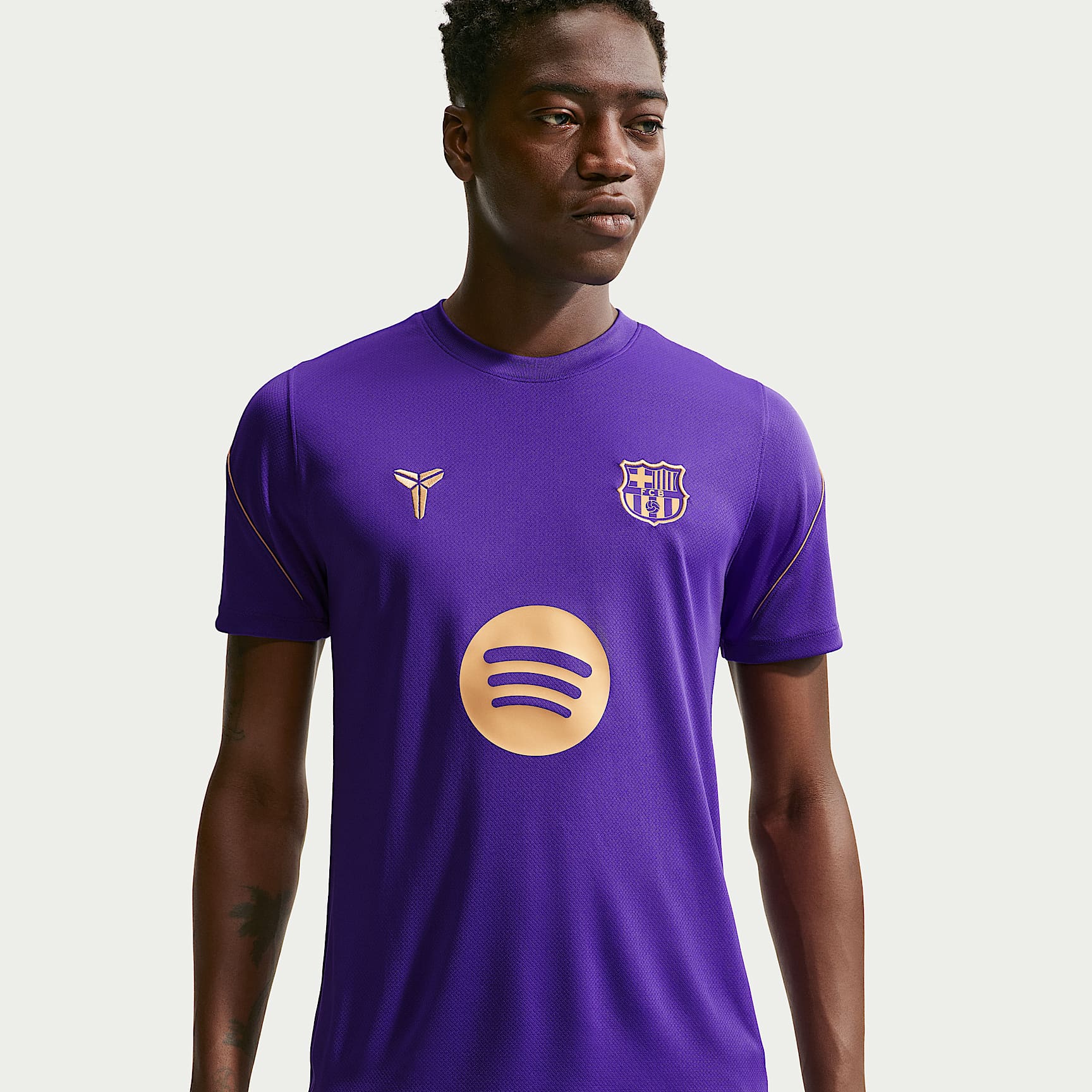 FC Barcelona Strike Away Men's Kobe Dri-FIT Soccer Short-Sleeve Top
