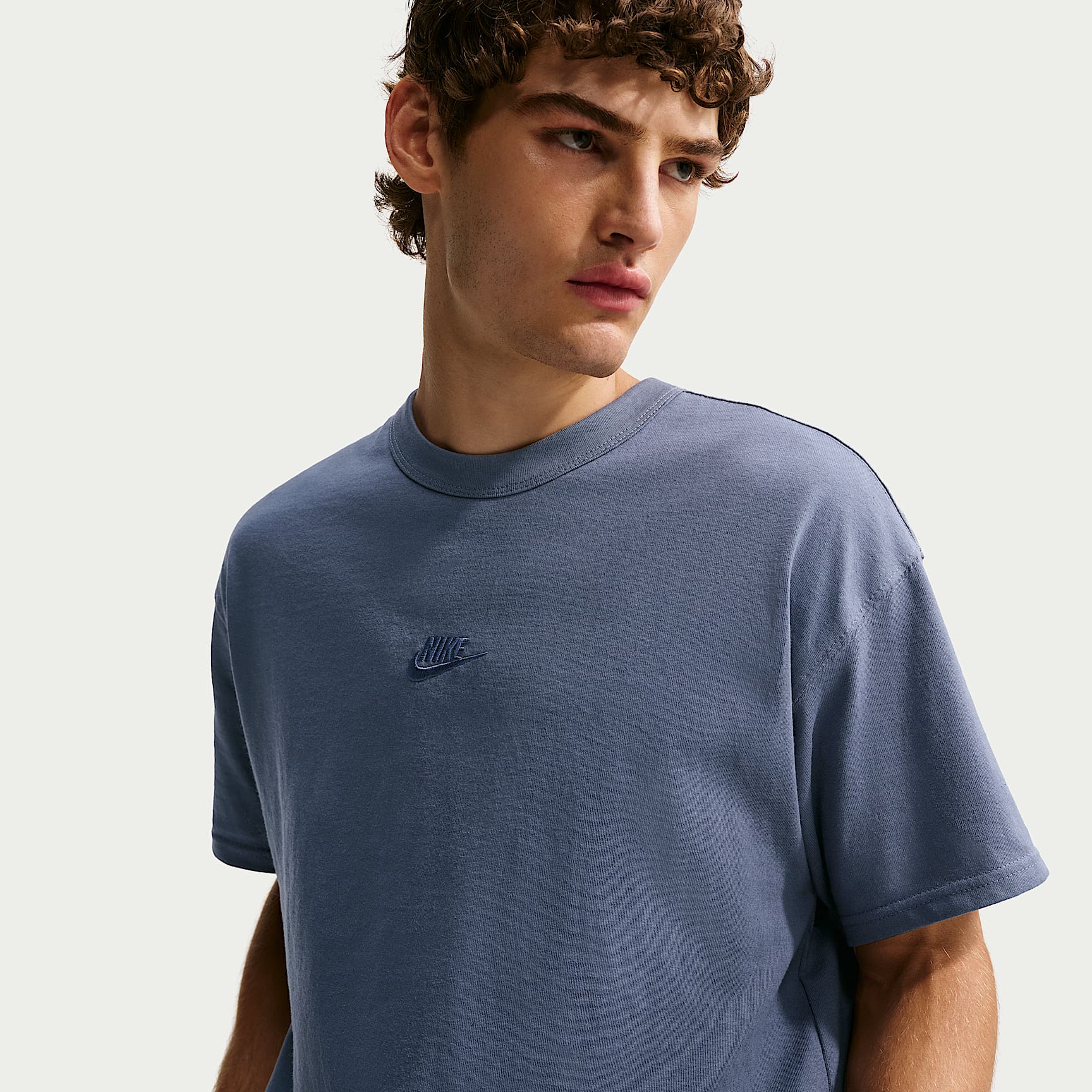 Nike Sportswear Premium Essentials Men's T-Shirt