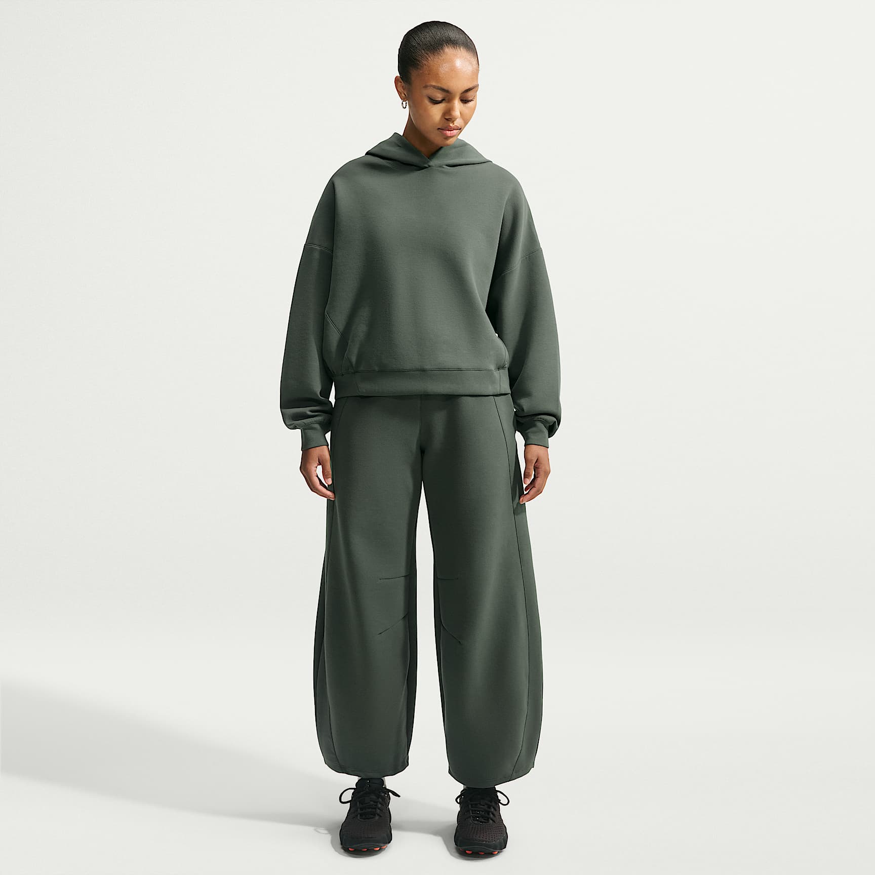 Nike 24.7 ImpossiblySoft Women's High-Waisted Wide-Leg Pants