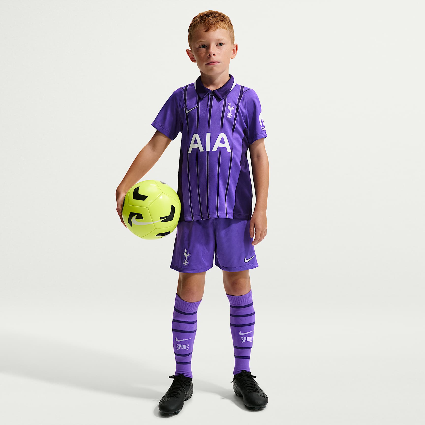 Tottenham Hotspur 2026/27 Stadium Third Younger Kids' Nike Soccer Replica 3-Piece Kit