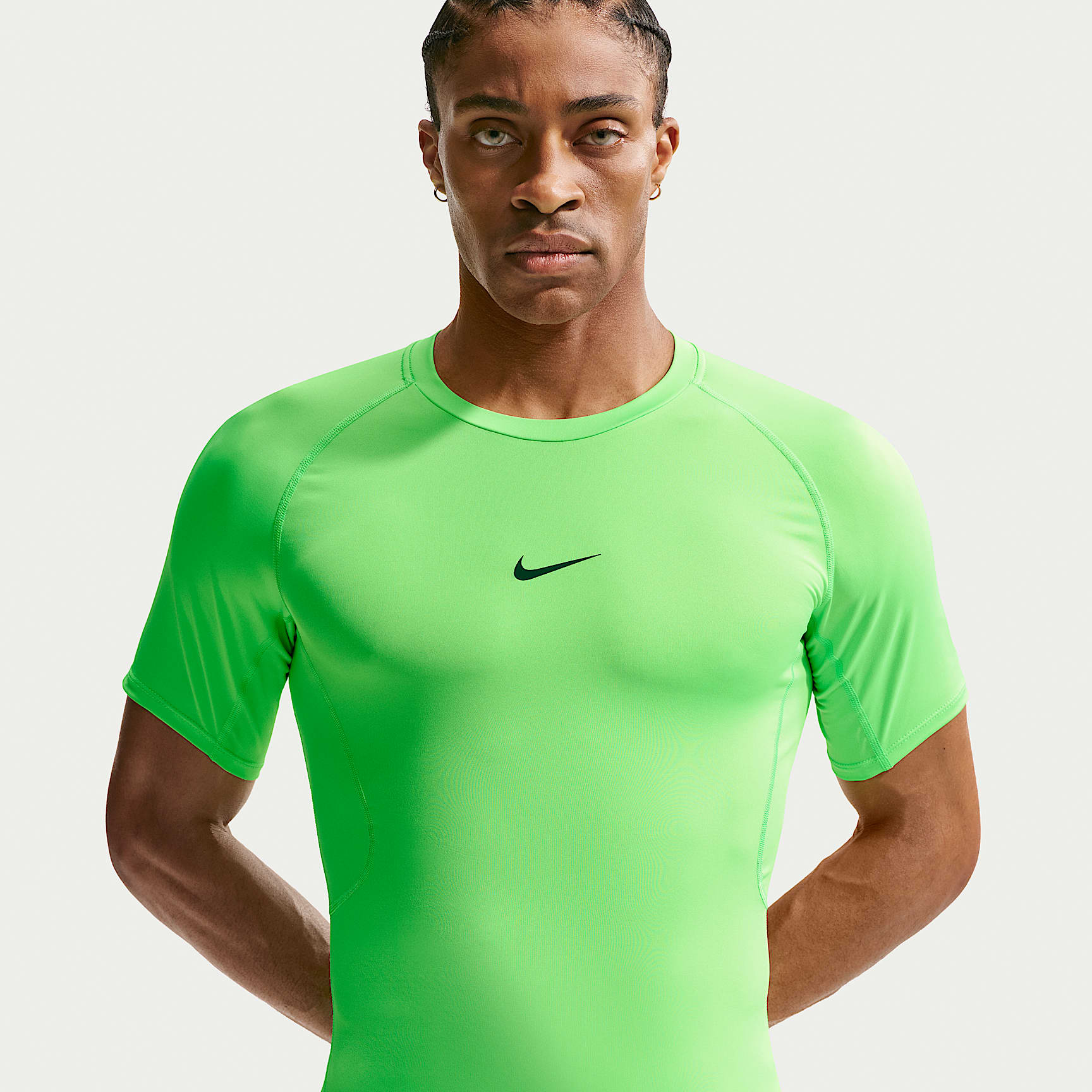 Nike Pro Men's Dri-FIT Tight Short-Sleeve Fitness Top