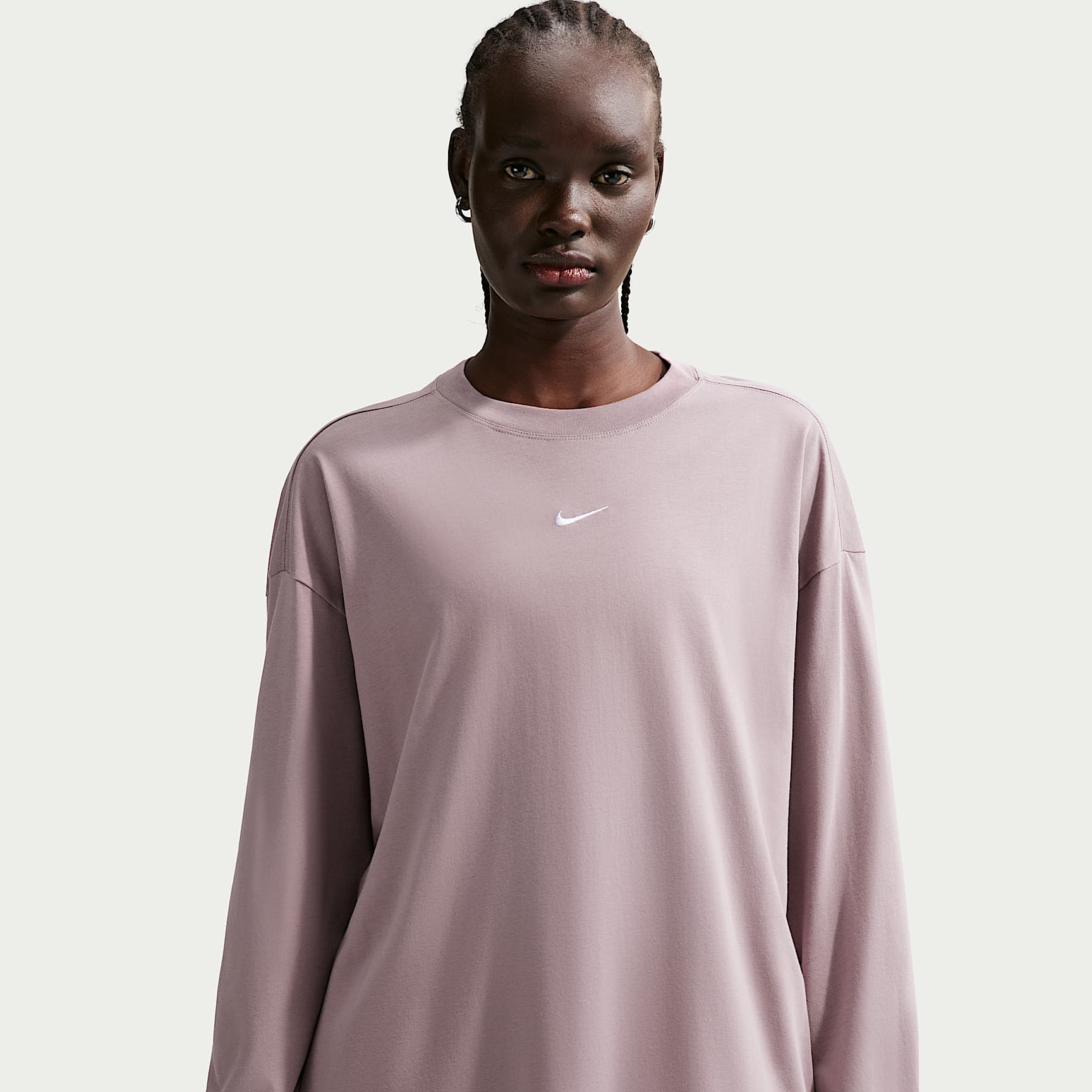 Nike Sportswear Classic Women's Oversized Long-Sleeve T-Shirt