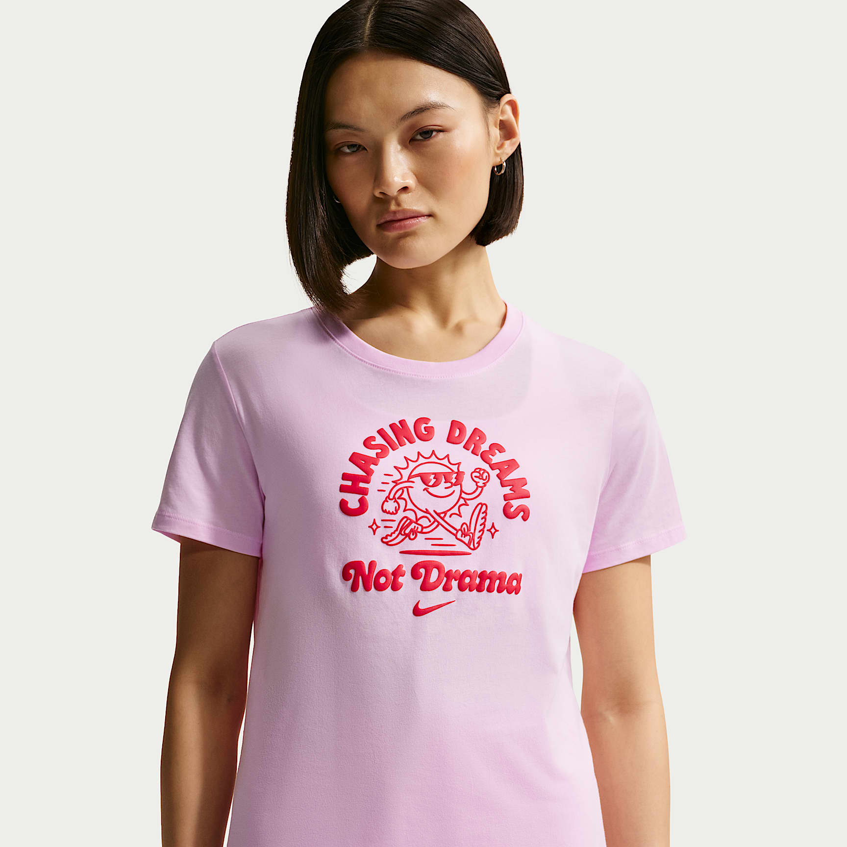 Nike Sportswear Club 女款短袖 T 恤