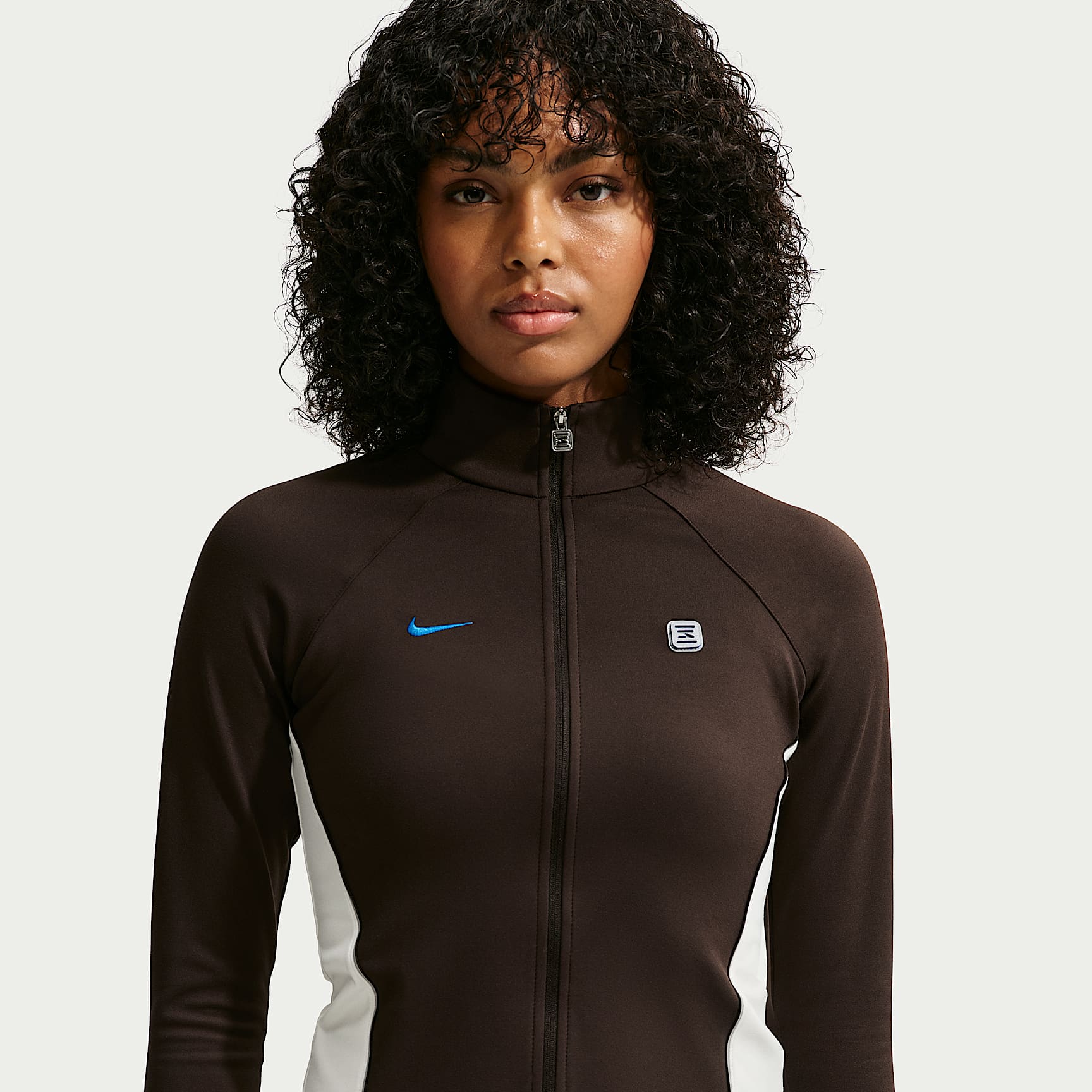 Nike Sportswear langermet jakke med glidelås til dame