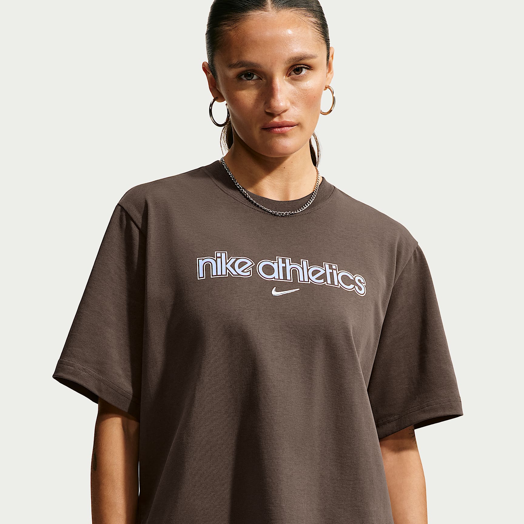Nike Sportswear Essentials T-skjorte til dame