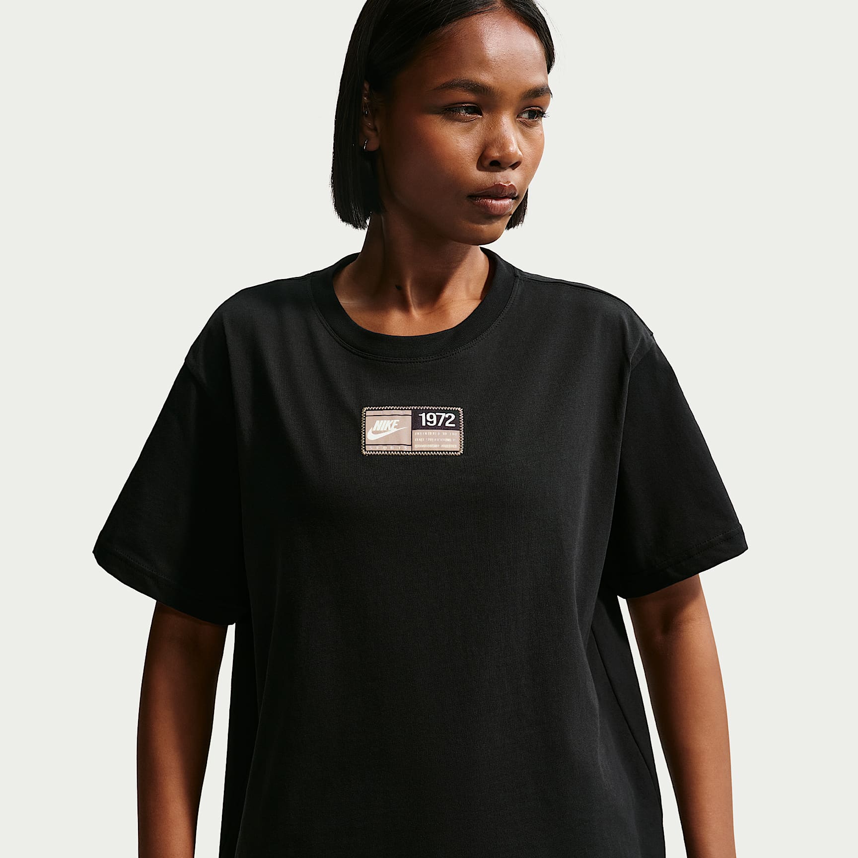 Nike Sportswear Classic Women's Oversized T-Shirt