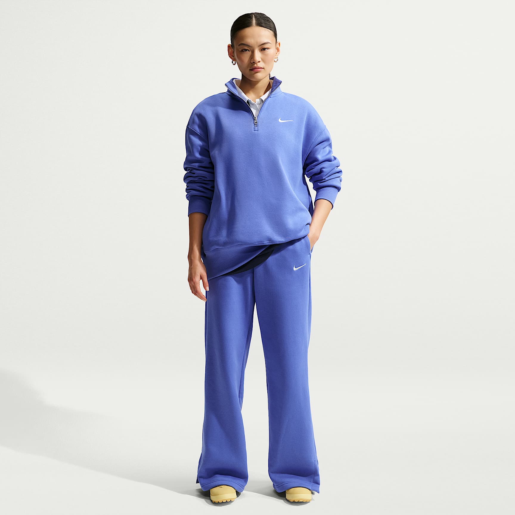 Pants de tiro alto de pierna amplia para mujer Nike Sportswear Phoenix Fleece