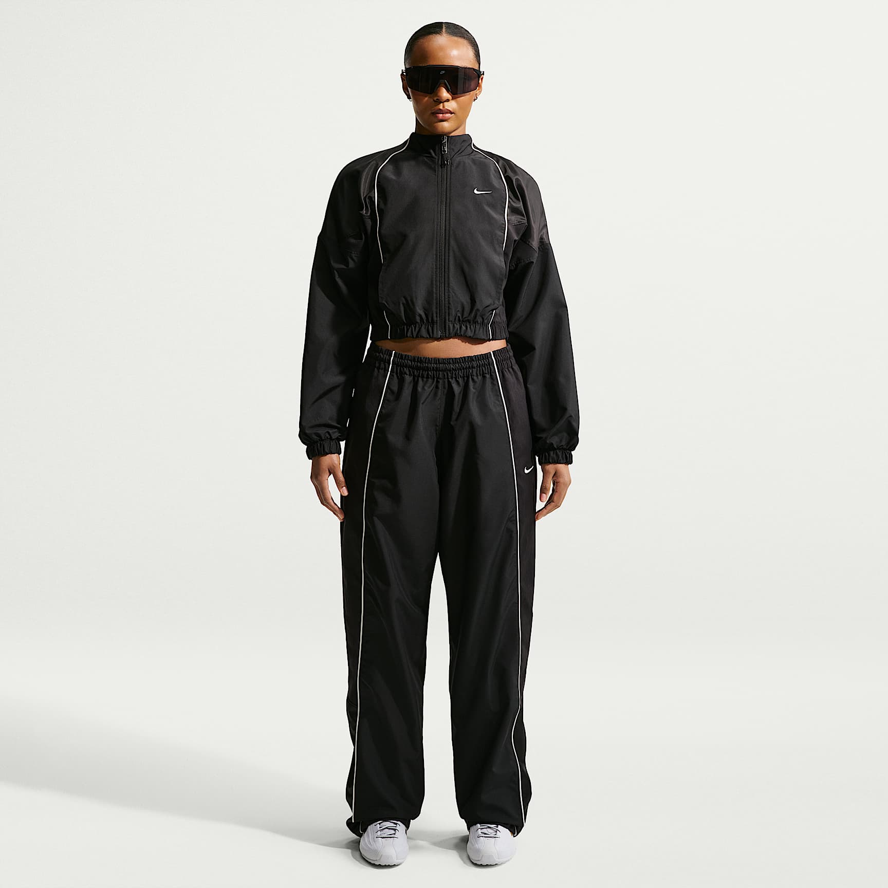 Nike Sportswear Women's Oversized Mid-Rise Tracksuit Bottoms