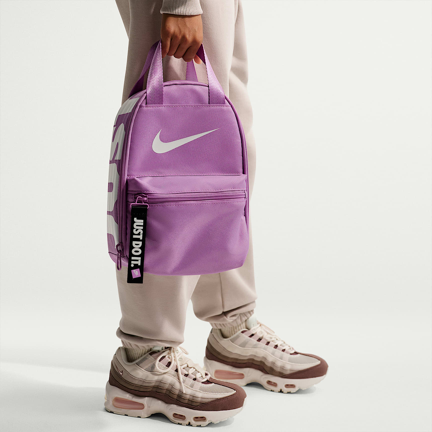 Nike "Just Do It" Zip-Pull Lunch Bag (4L)