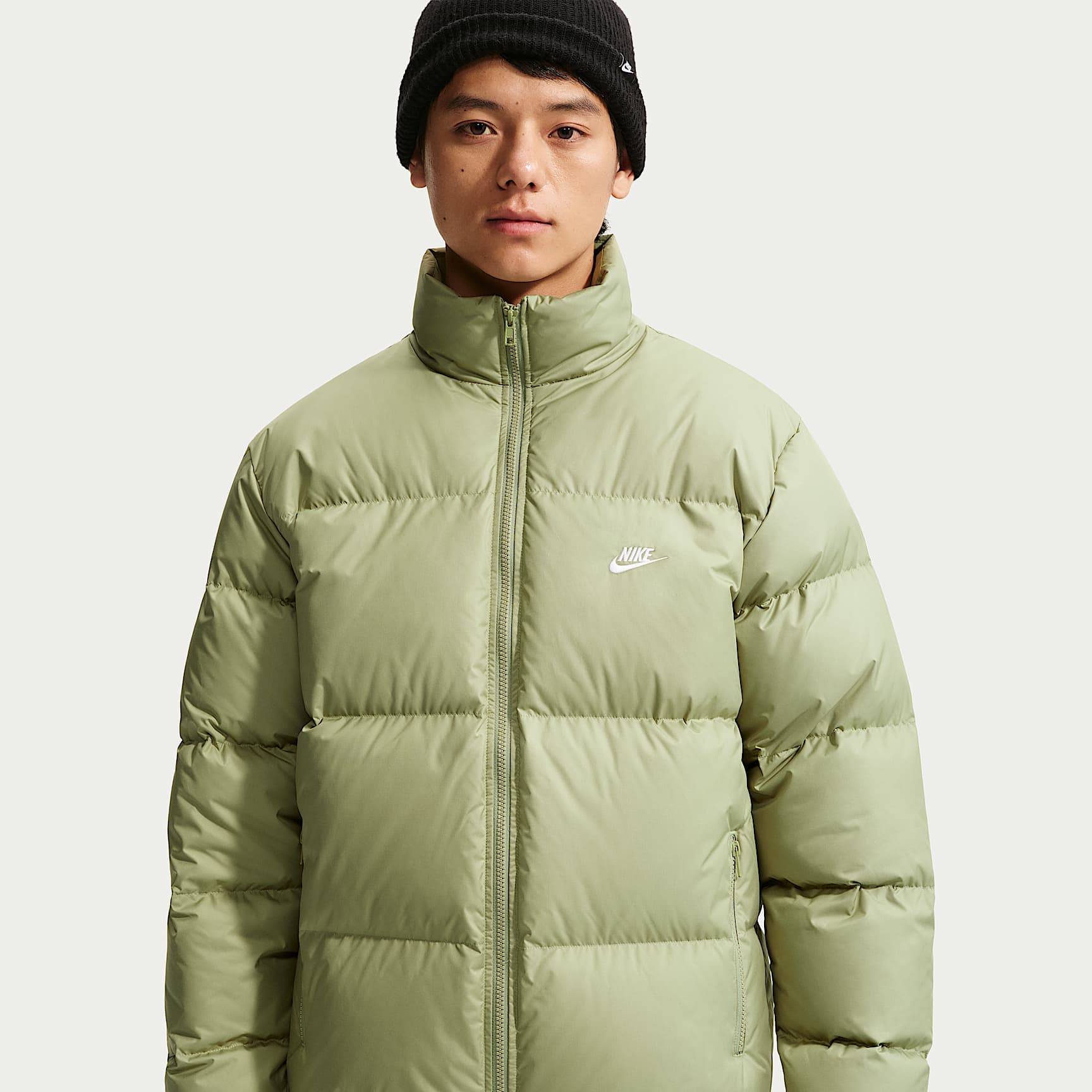 나이키 스포츠웨어 클럽 남성 써마 핏 다운 패딩 재킷