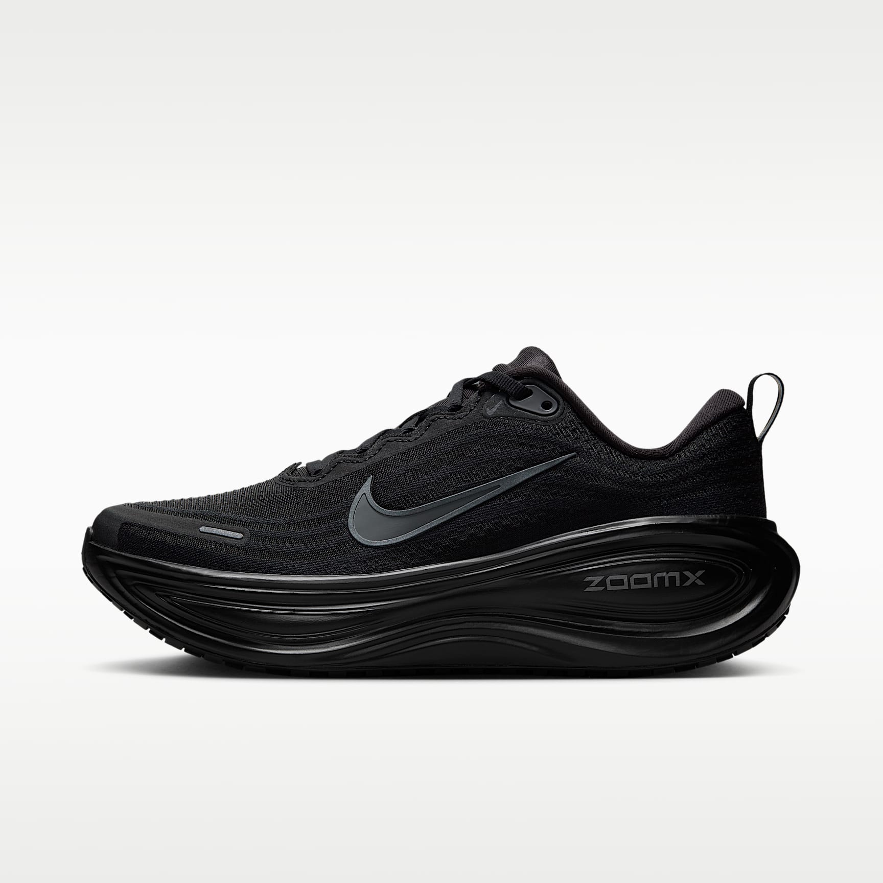 NIKE ボメロプラス 28cm さらに厚く柔らかく快適に。NIKE VOMERO PLUS 