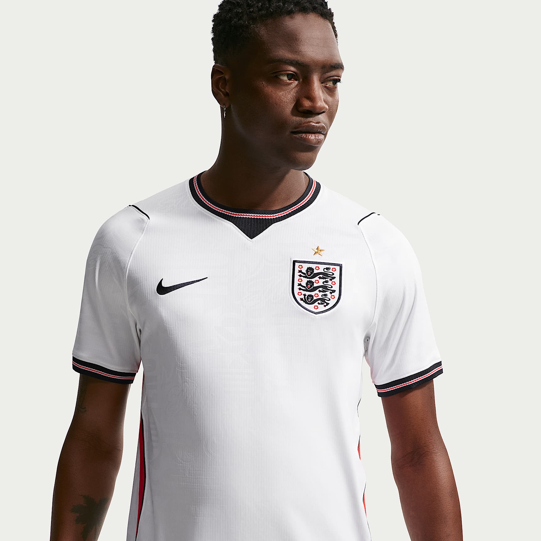 Maglia da calcio replica Nike Dri-FIT Inghilterra 2026 Stadium della divisa Home – Uomo