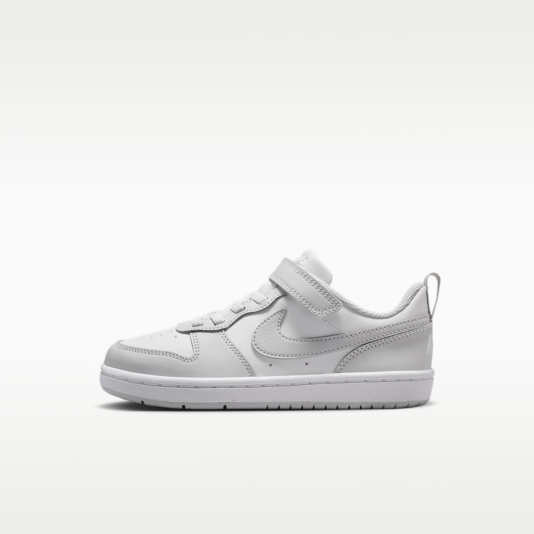 Tenis para niños talla pequeña Nike Court Borough Low