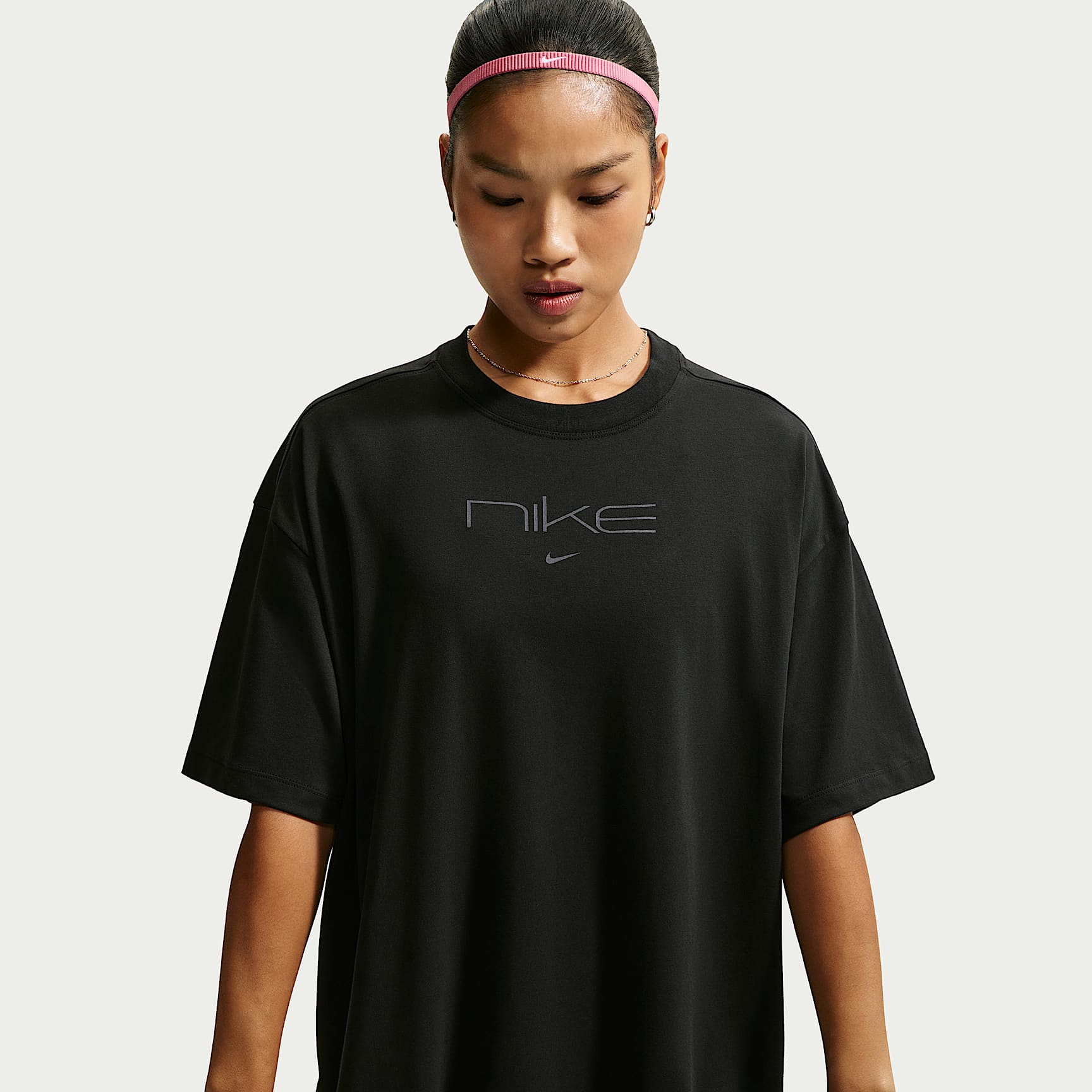 Nike 女款 Dri-FIT 寬版 T 恤