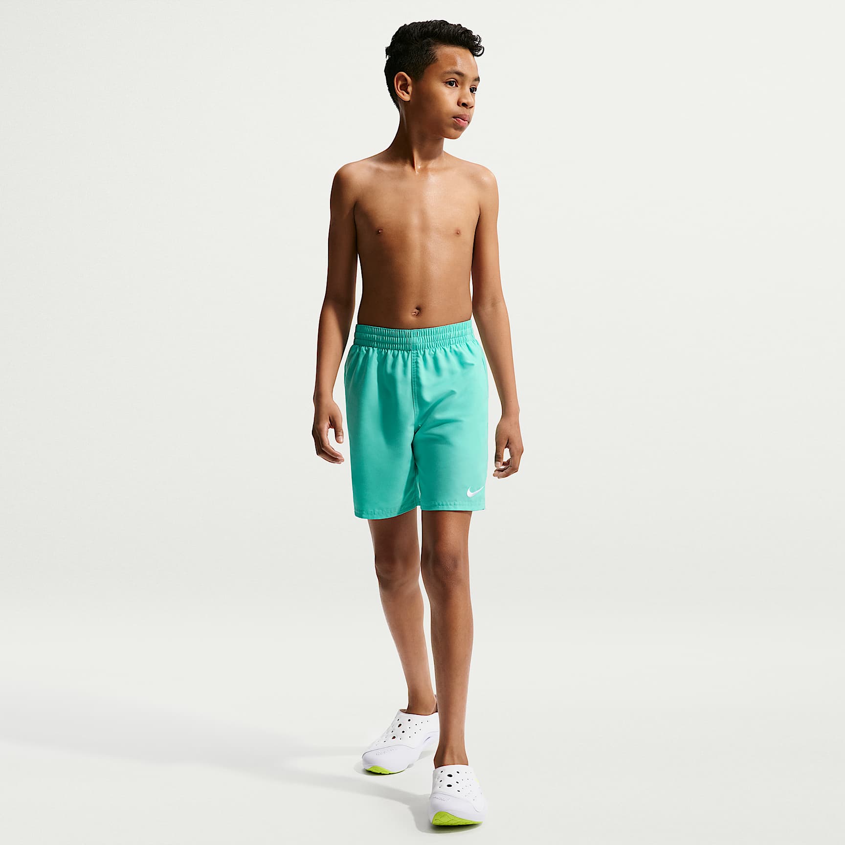 Shorts de playa o alberca con forro de ropa interior de 15 cm para niño talla grande Nike Swim Breaker Essential