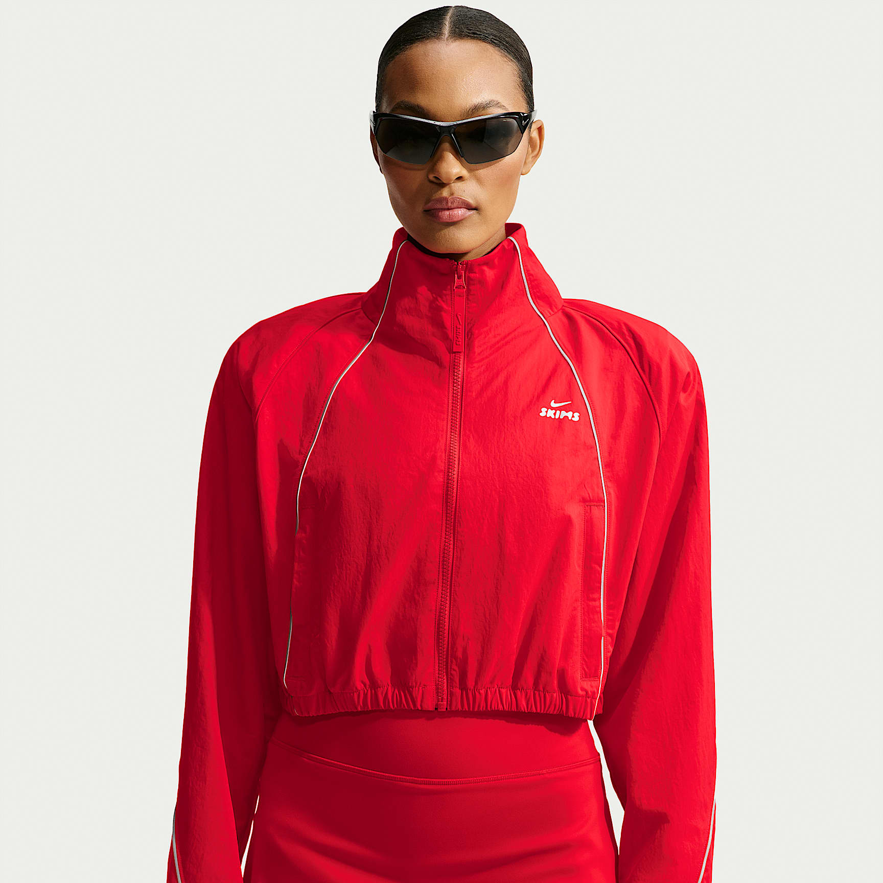 NikeSKIMS Crunchy avkortet damejakke i nylon