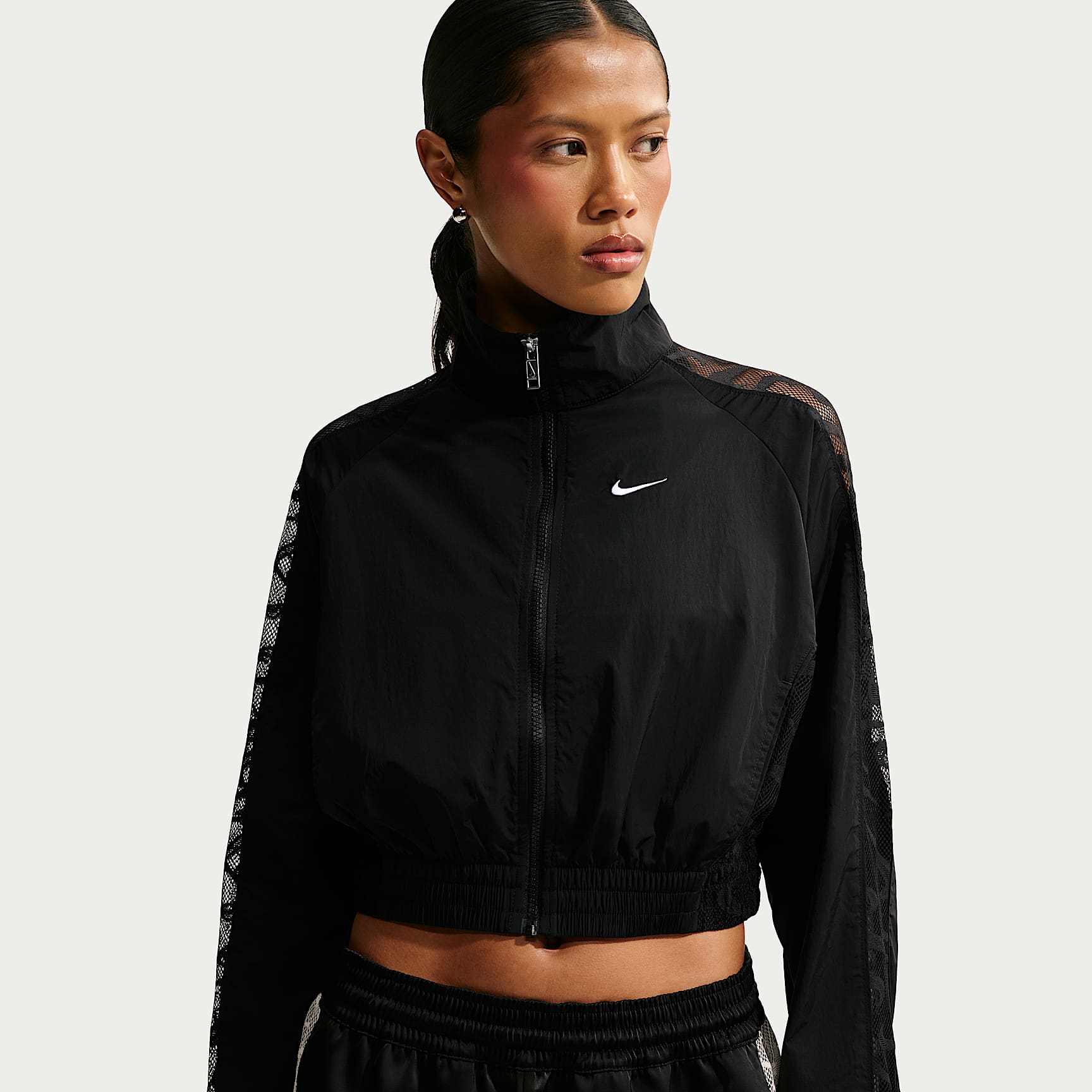 Chamarra deportiva cropped de encaje para mujer Nike Sportswear
