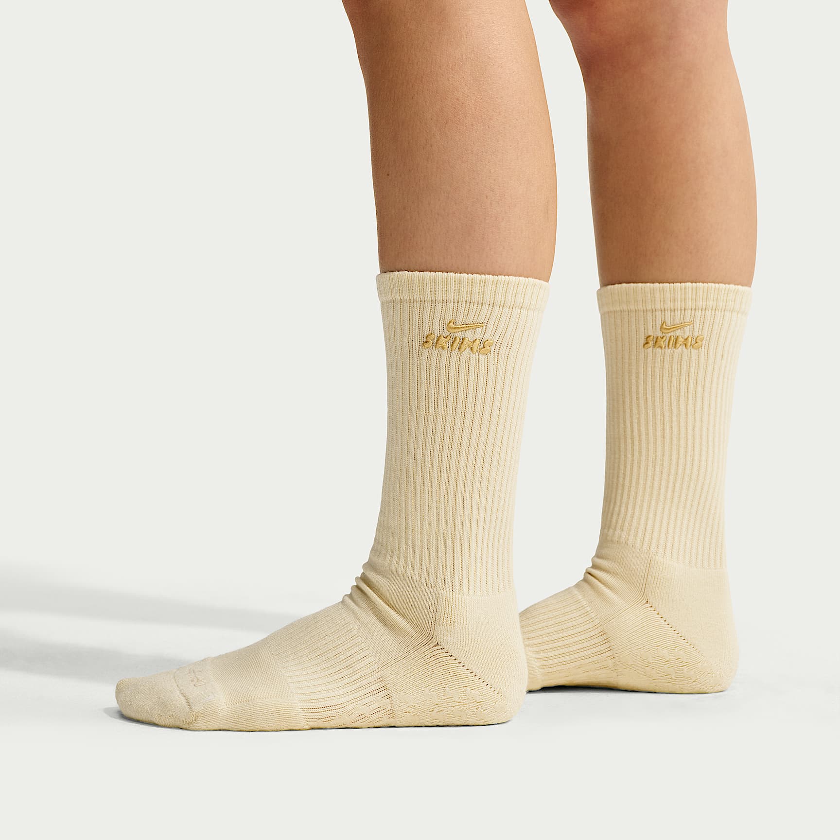 NikeSKIMS Dri-FIT Pilates Grip Crew Socks (1 Pair)
