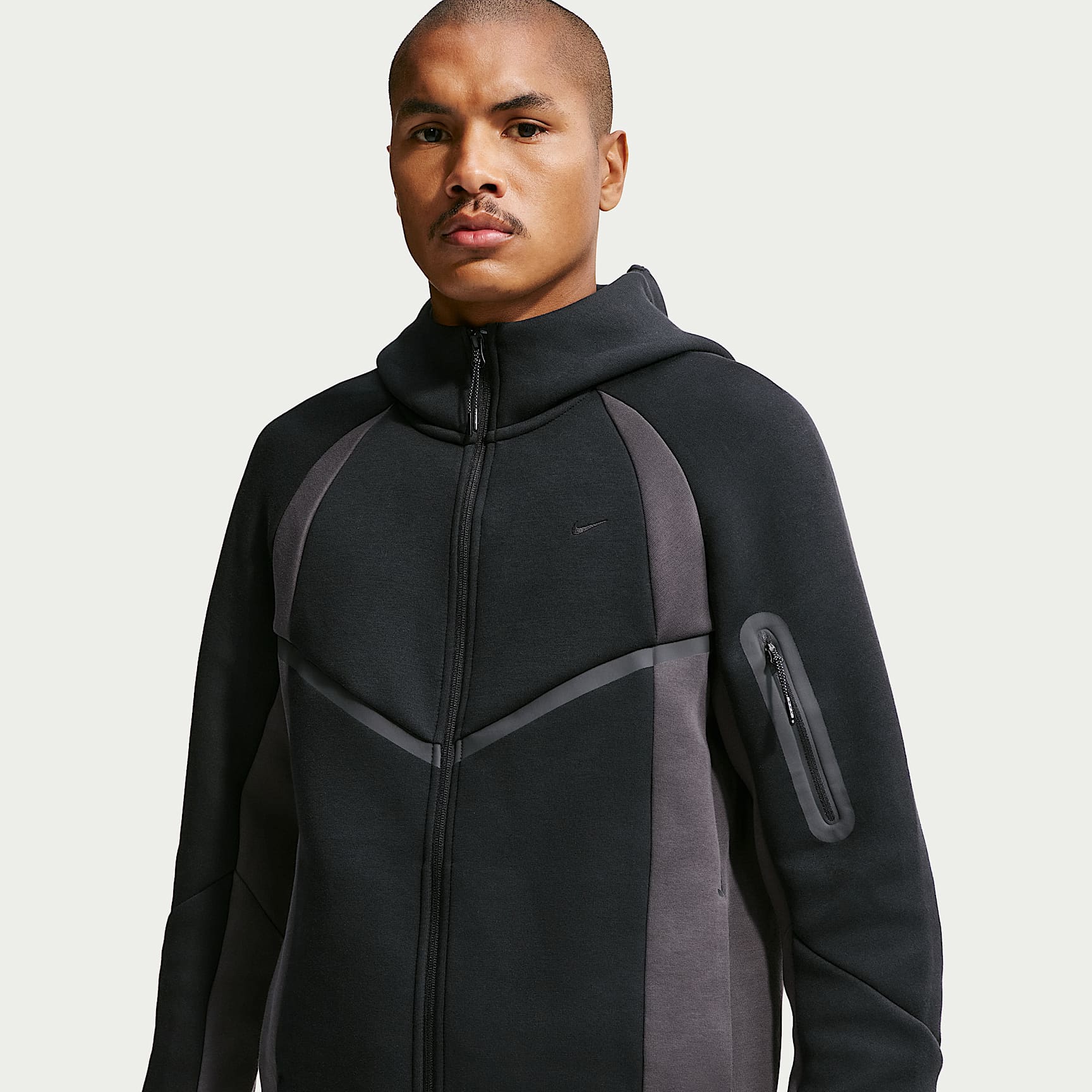 Nike Tech Men's Colour-Block Full-Zip Fleece Windrunner Jacket