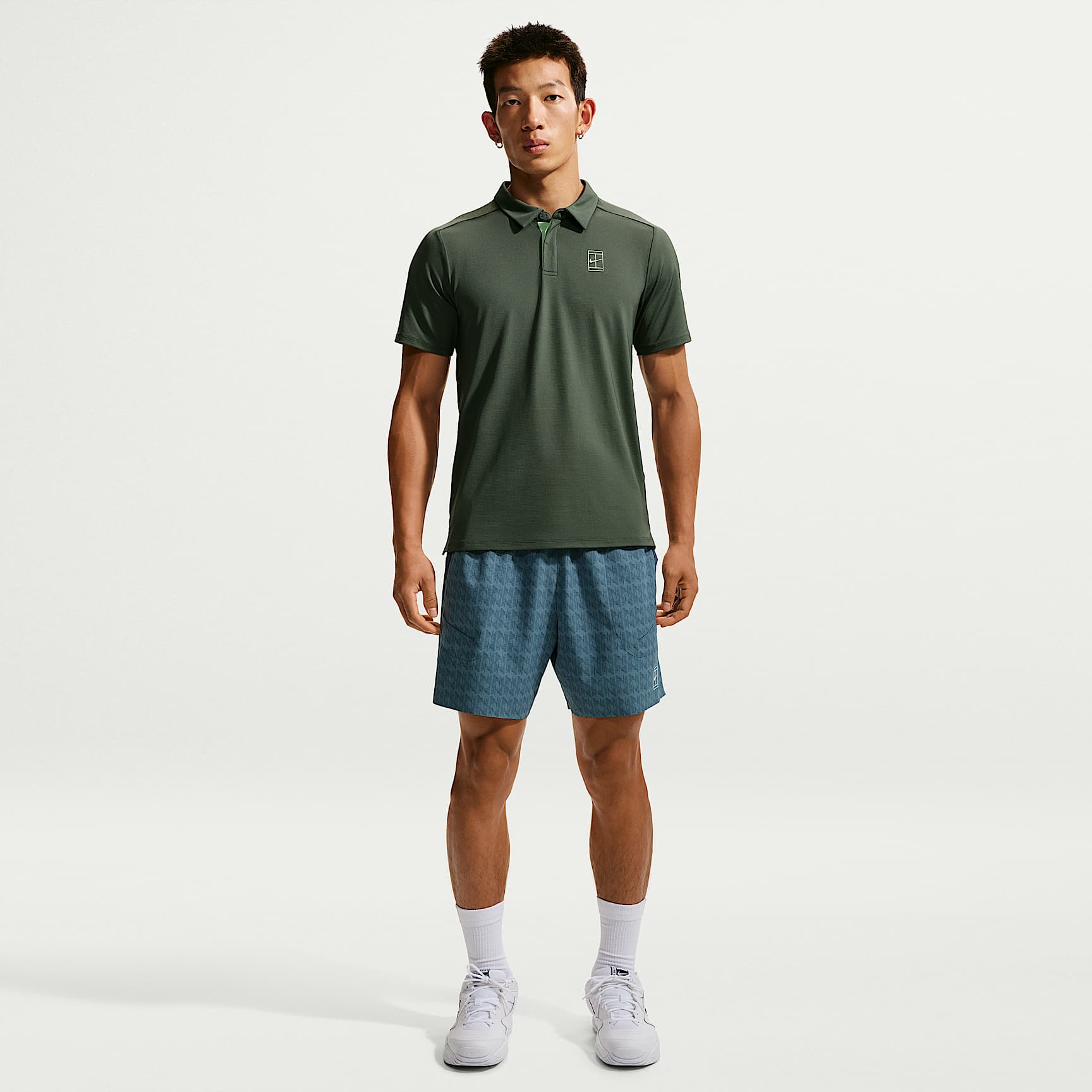 ナイキコート アドバンテージ メンズ Dri-FIT テニス ショートパンツ