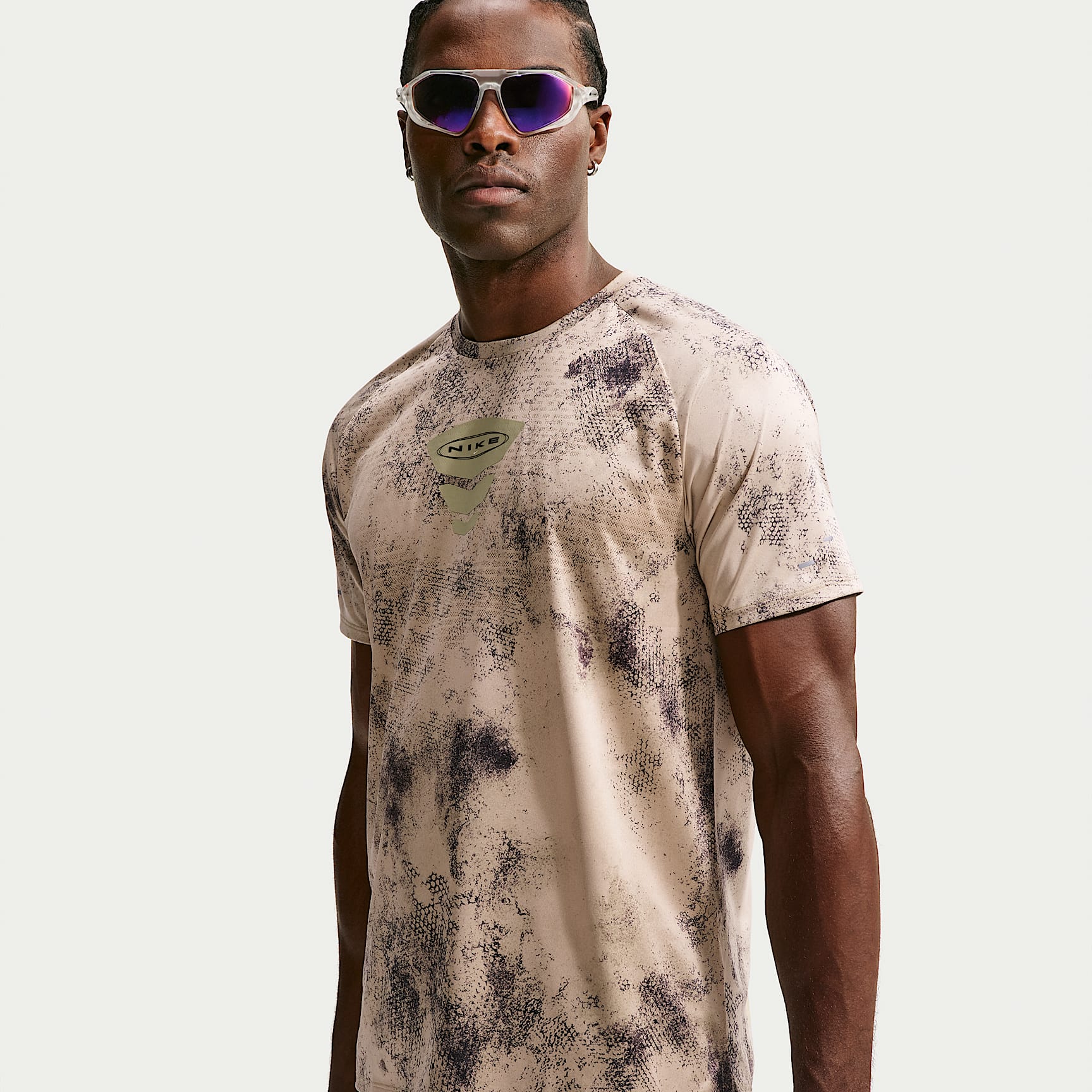 Nike Stride Men's Dri-FIT ADV Short-Sleeve Running Top