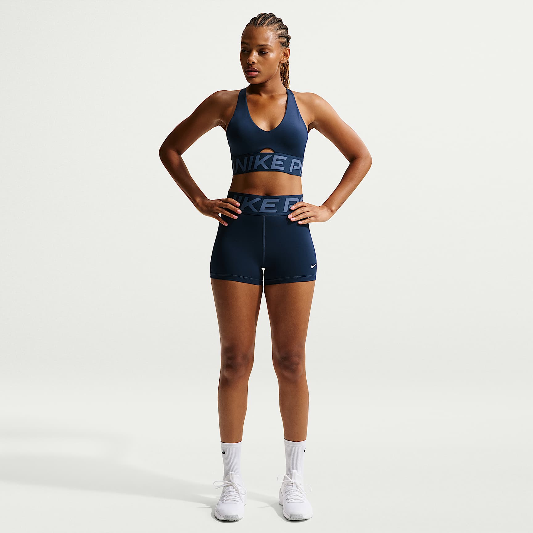 Nike Pro Sculpt Yüksek Belli 8 cm Kadın Bisiklet Şortu