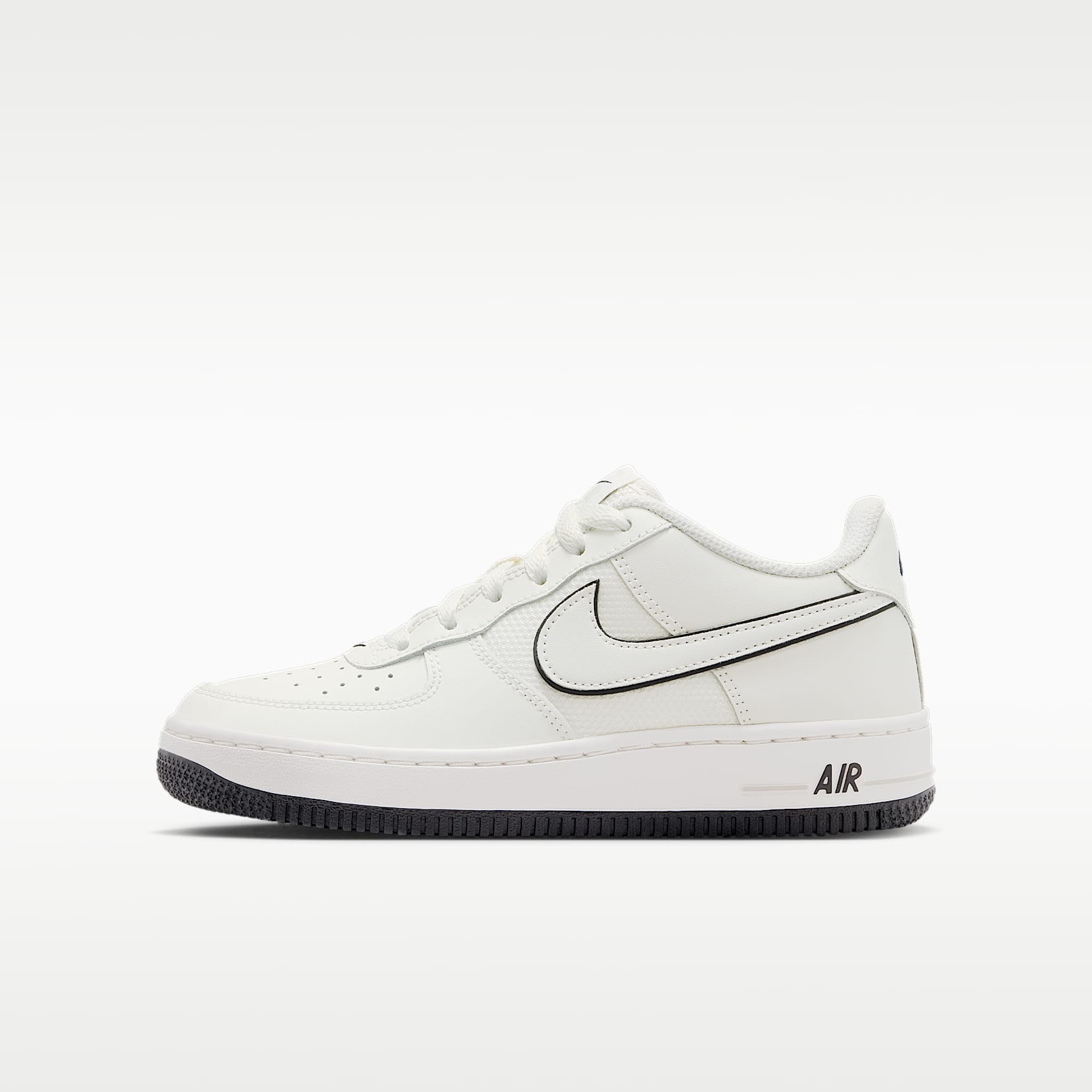 Nike Air Force 1 Older Kids' Shoes