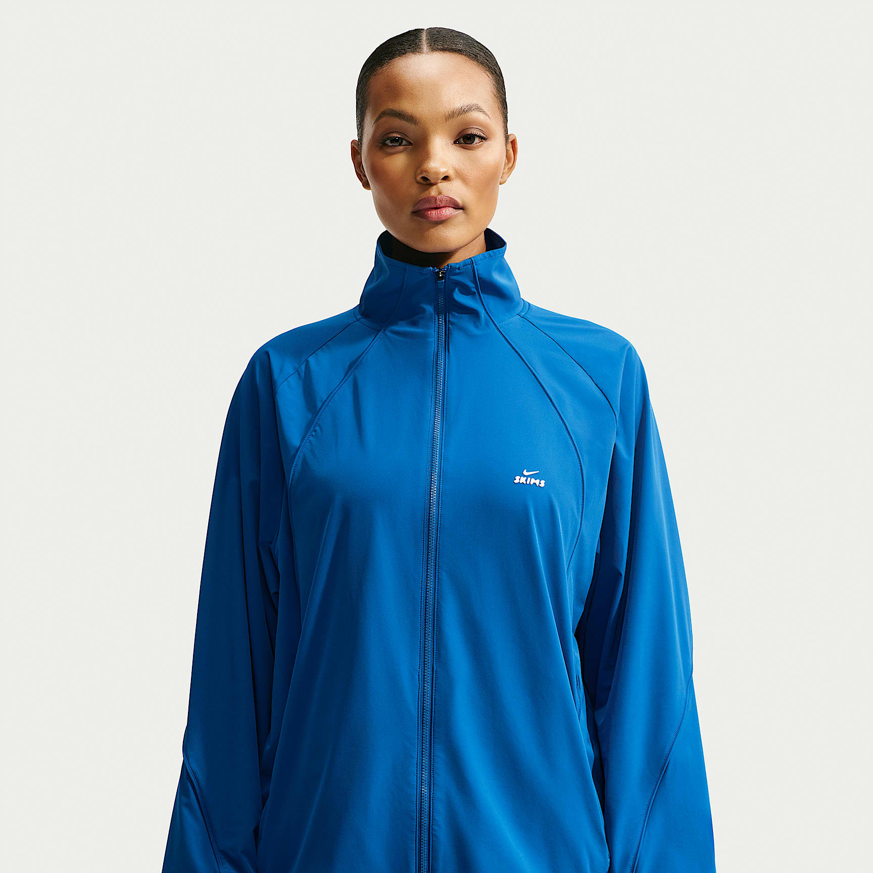 Chamarra oversized para mujer NikeSKIMS Stretch Nylon