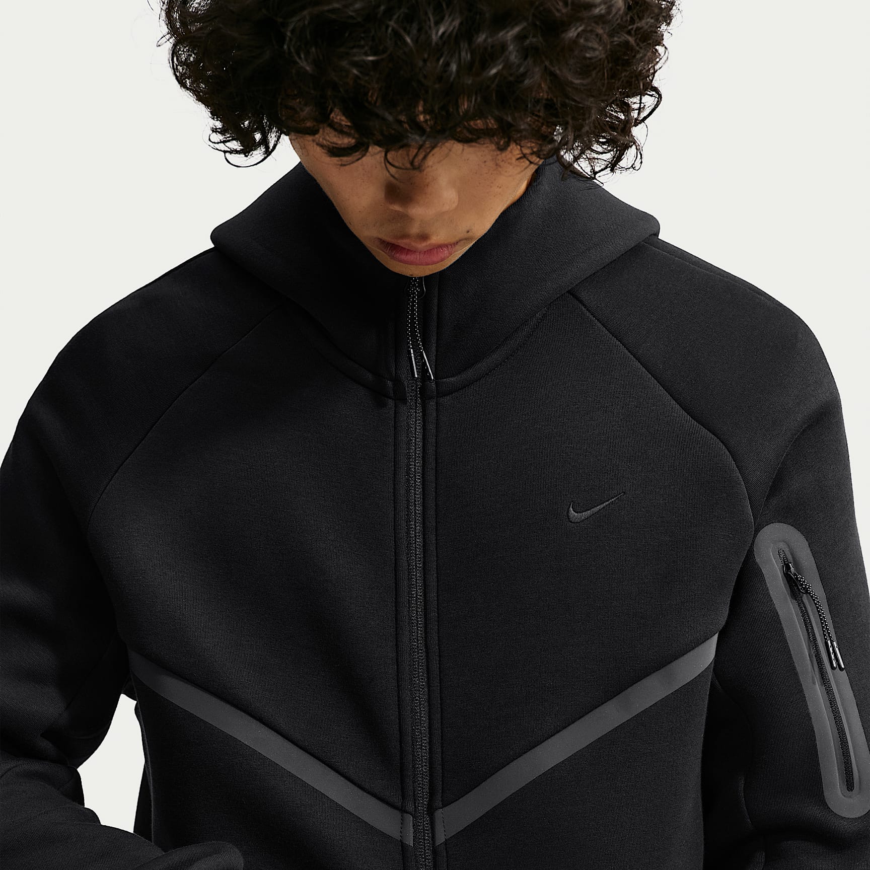 Nike Tech Men's Fleece Full-Zip Windrunner Jacket with Reflective Accents