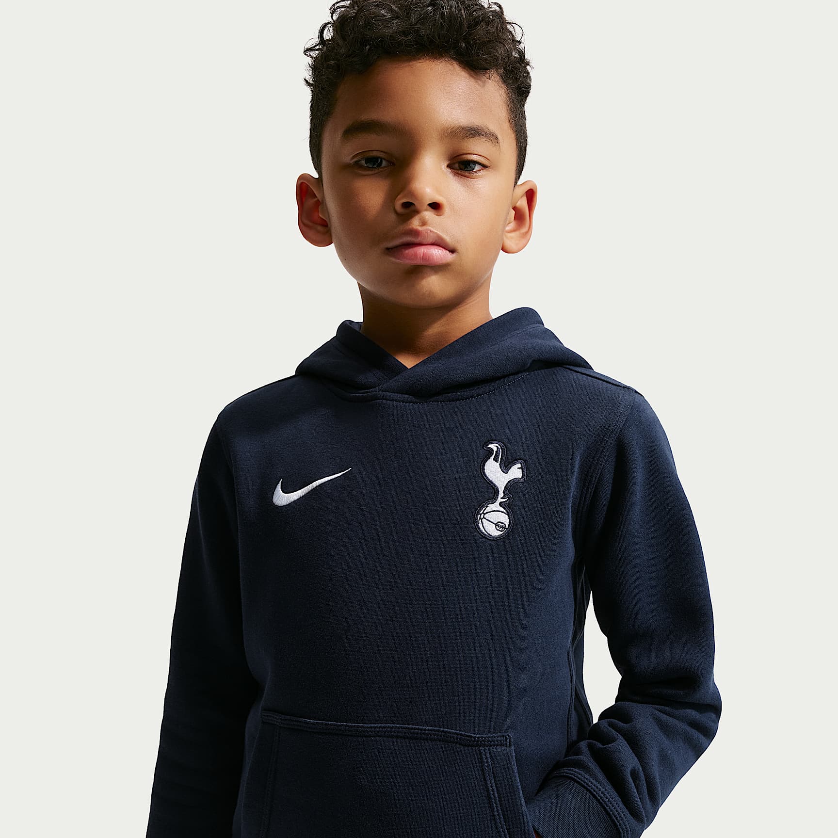 Tottenham Hotspur Club Big Kids' (Boys') Nike Soccer Pullover Hoodie