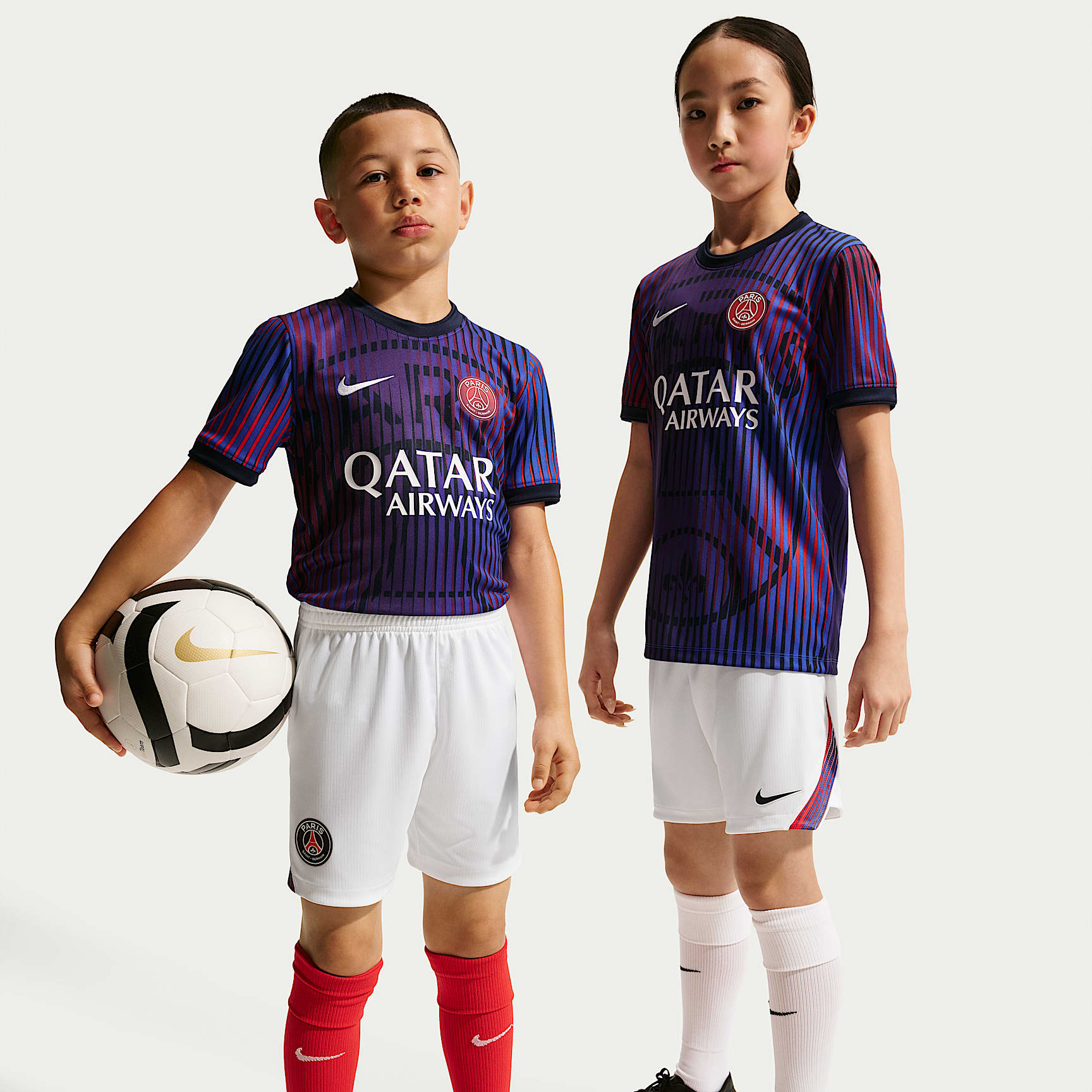 Segona equipació Stadium París Saint-Germain 2026/27 Pantalons curts de futbol Replica Nike Dri-FIT - Nen/a