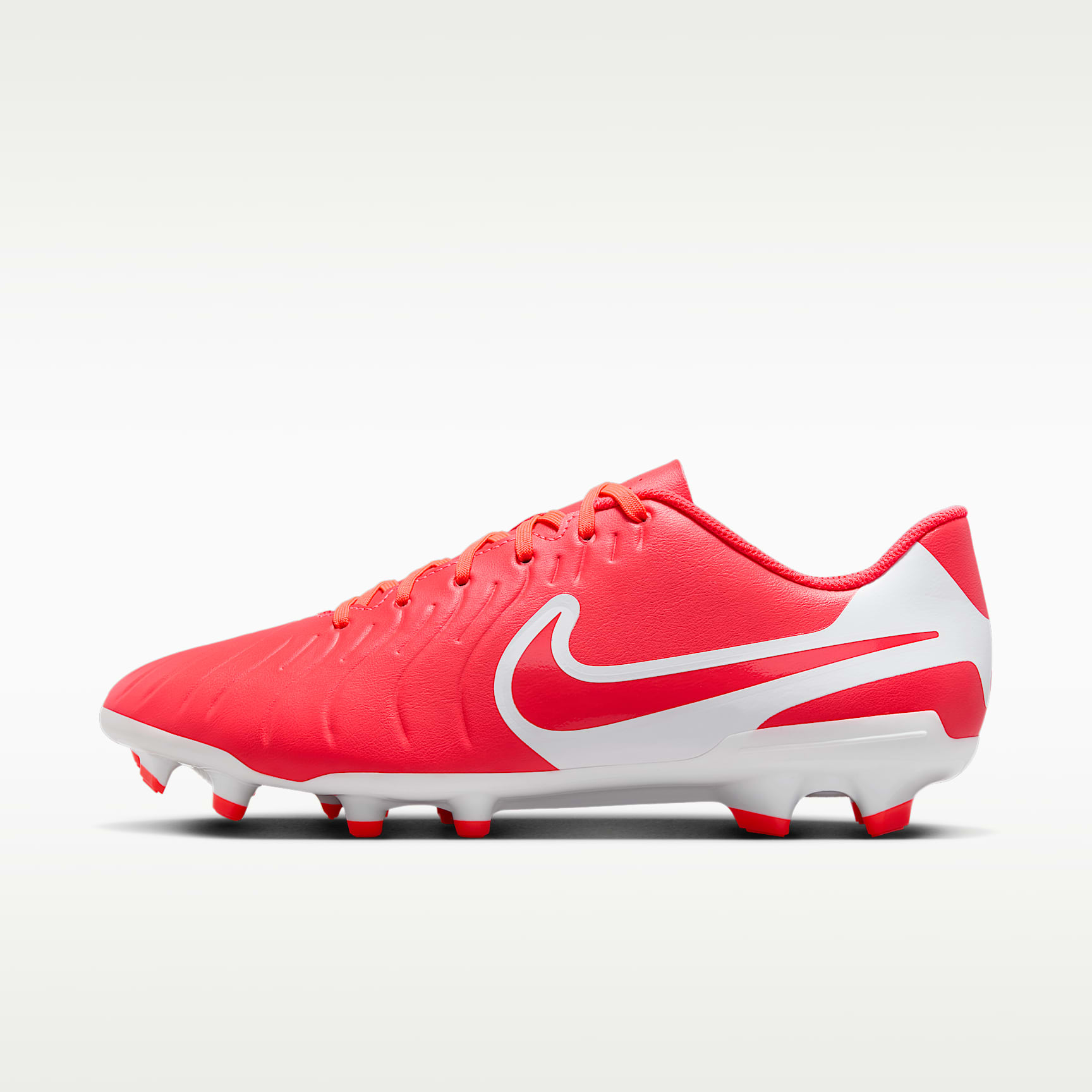 Nike Tiempo Legend 10 Club Multi-Ground Low-Top Football Boot