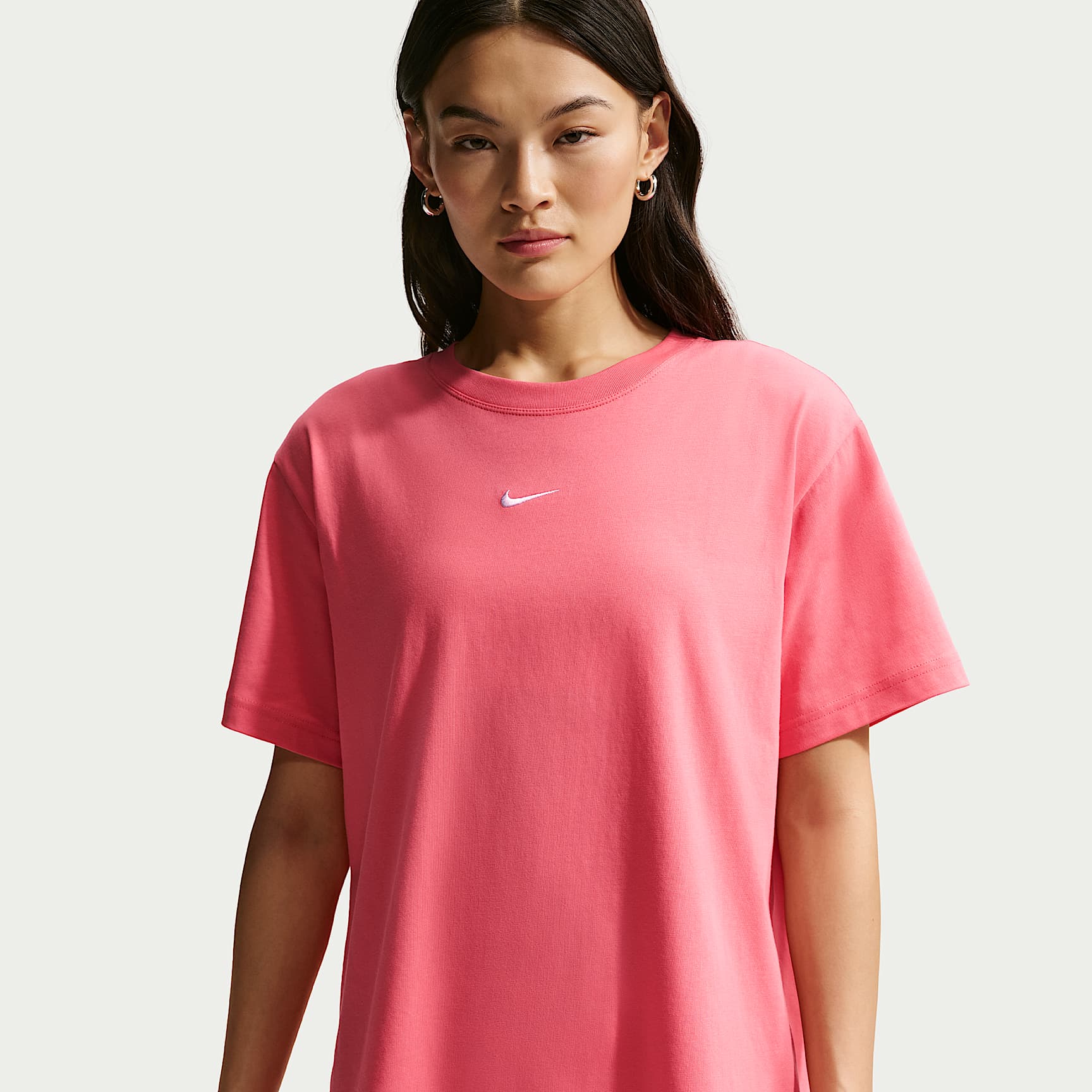 Nike Sportswear Classic Women's Oversized T-Shirt