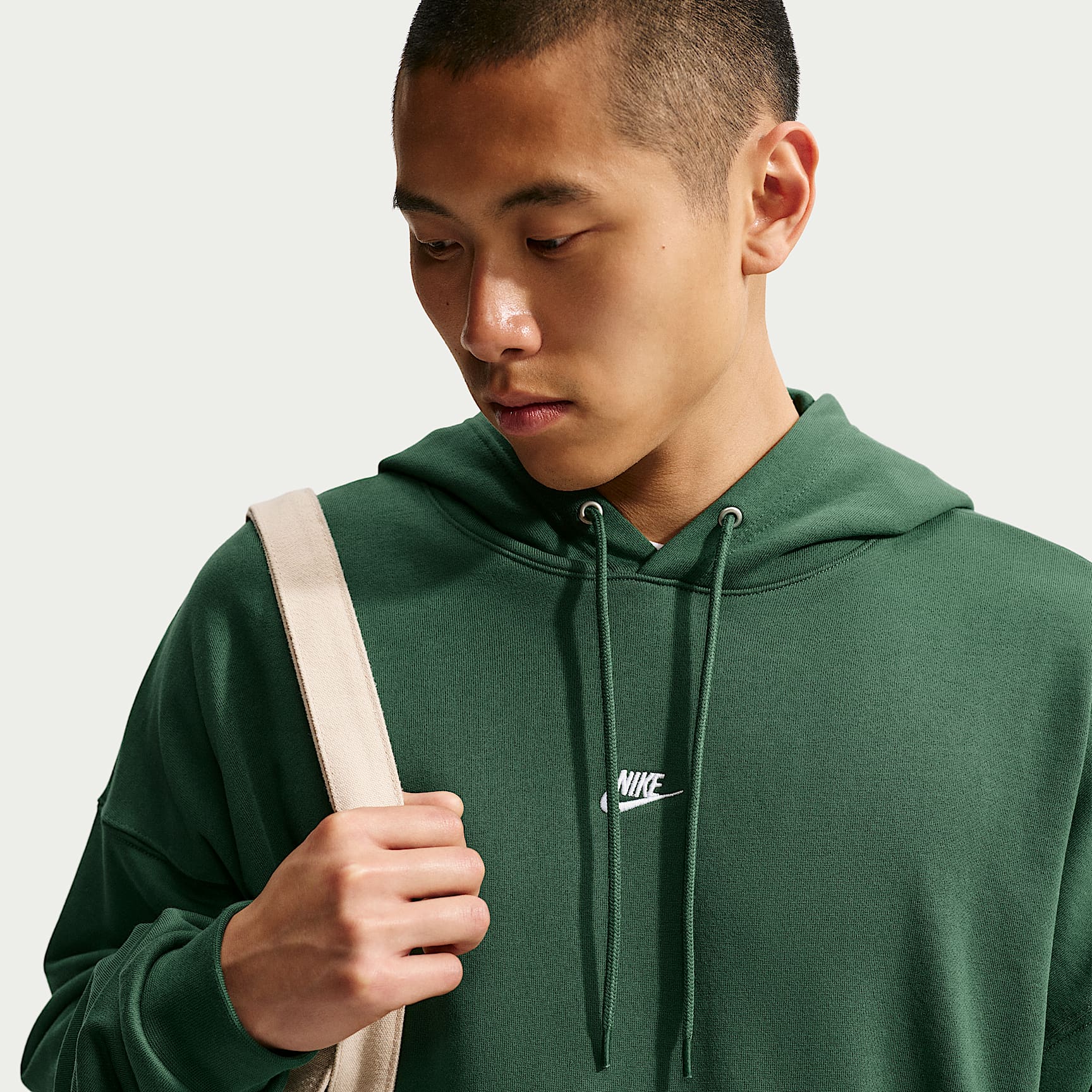 Nike Sportswear Club Men's Oversized French Terry Pullover Hoodie