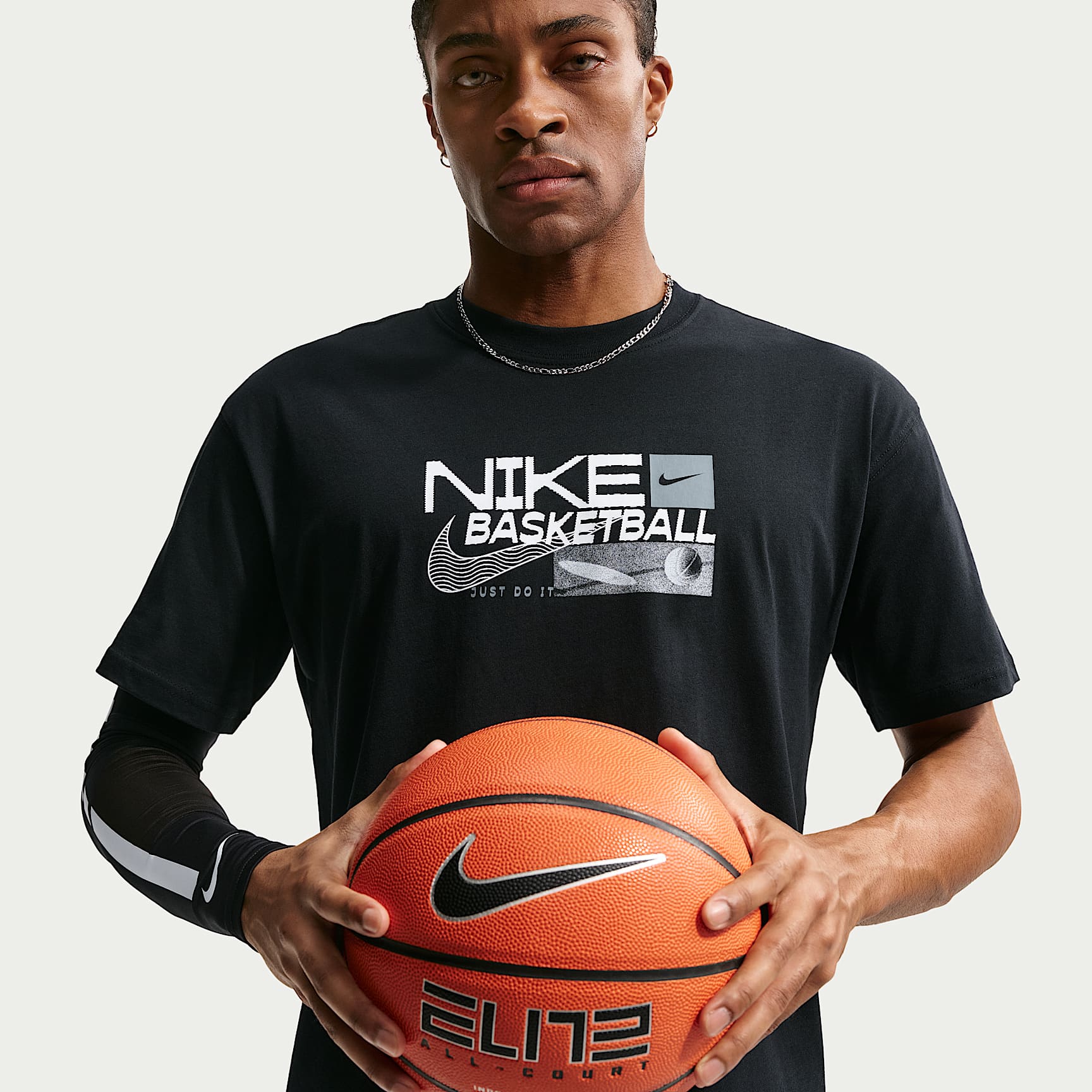 Nike Men's Basketball T-Shirt