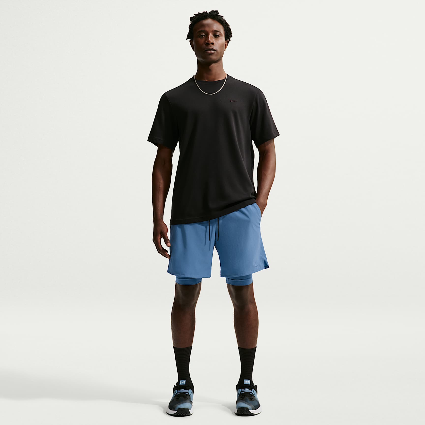Nike Unlimited Pantalón corto versátil Dri-FIT 2 en 1 de 18 cm - Hombre