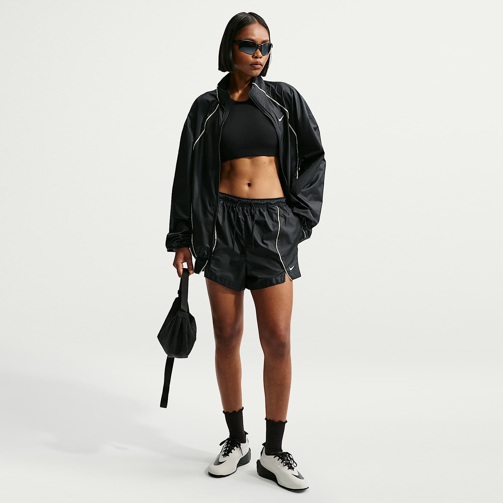 Nike Sportswear Women's Loose Mid-Rise Repel Woven Shorts